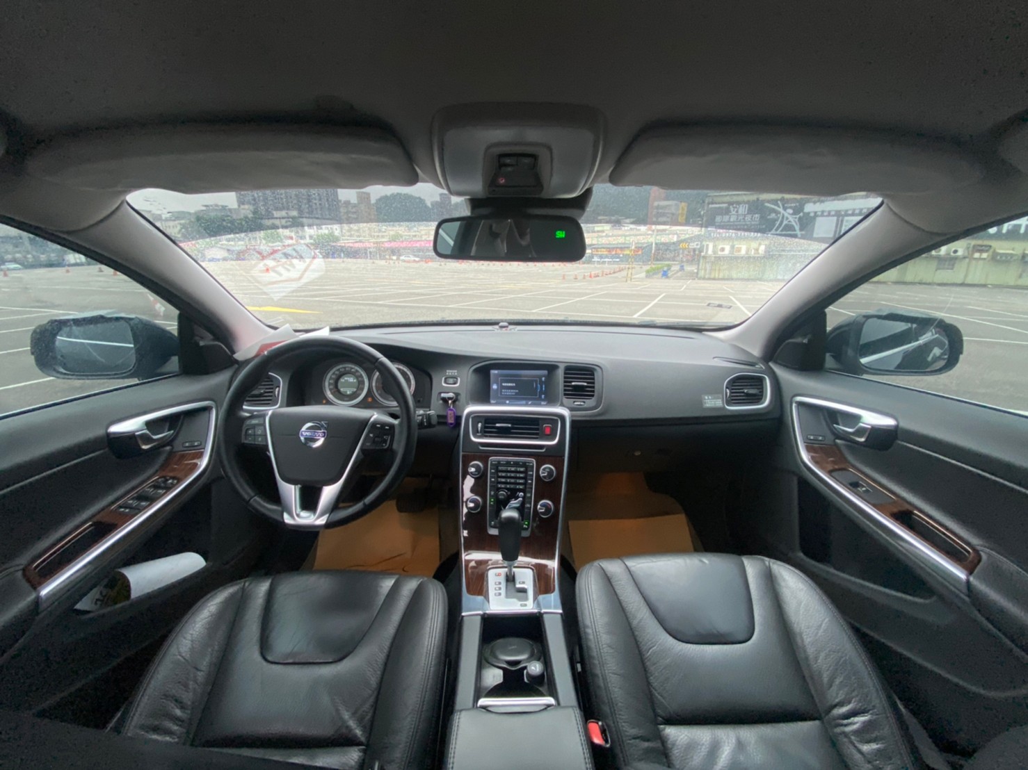 🔥 2012 Volvo S60 T4豪華版 僅跑九萬/輕鬆入手🔥136【阿龍中古車 0968-691-205】  第4張相片