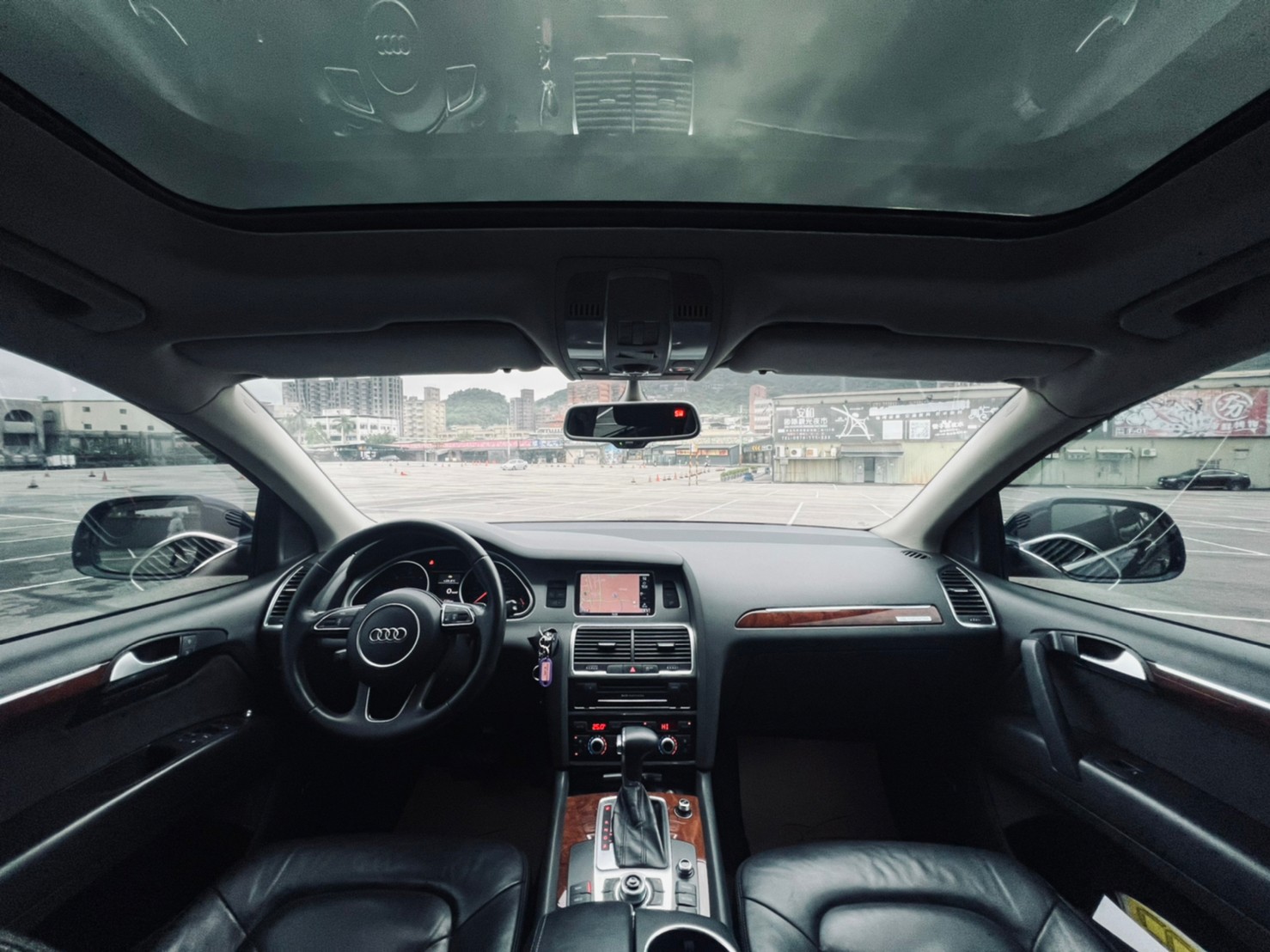 🔥 2014式 AUDI Q7 七人座 柴油 四驅/全景天窗/BOSE環繞音響 🔥106【阿龍中古車 0968-691-205】  第6張相片