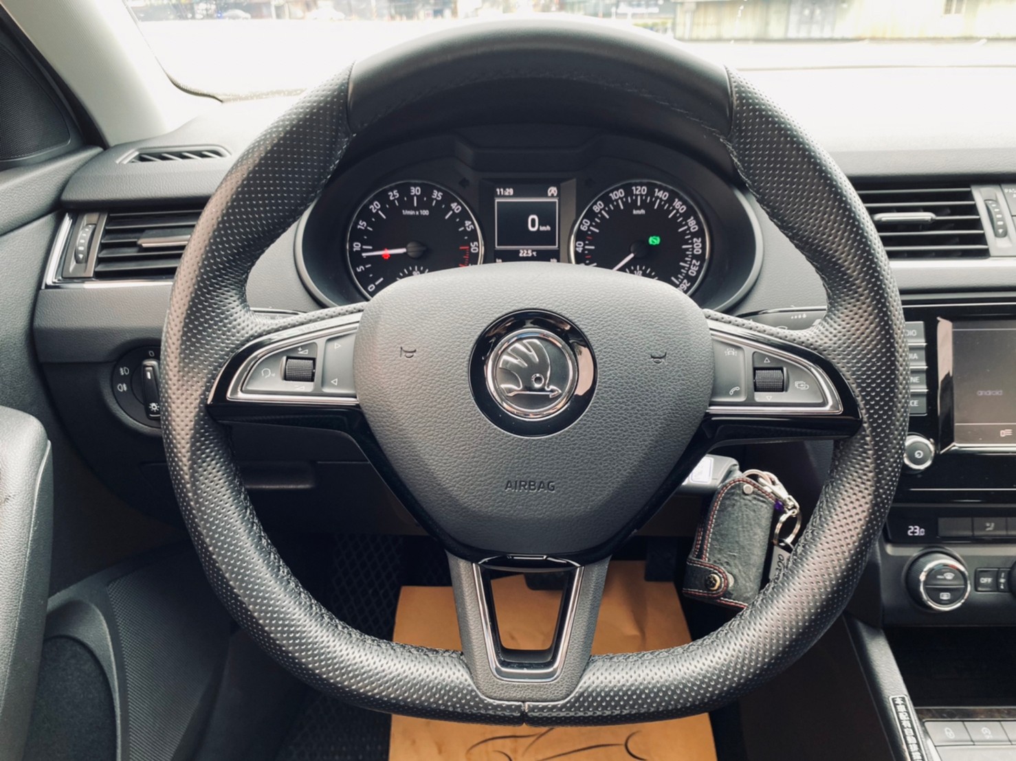 🔥2016式 SKODA 斯柯達 Octavia TDI/CarPlay/實跑7萬🔥208【阿龍中古車 0968-691-205】  第7張相片