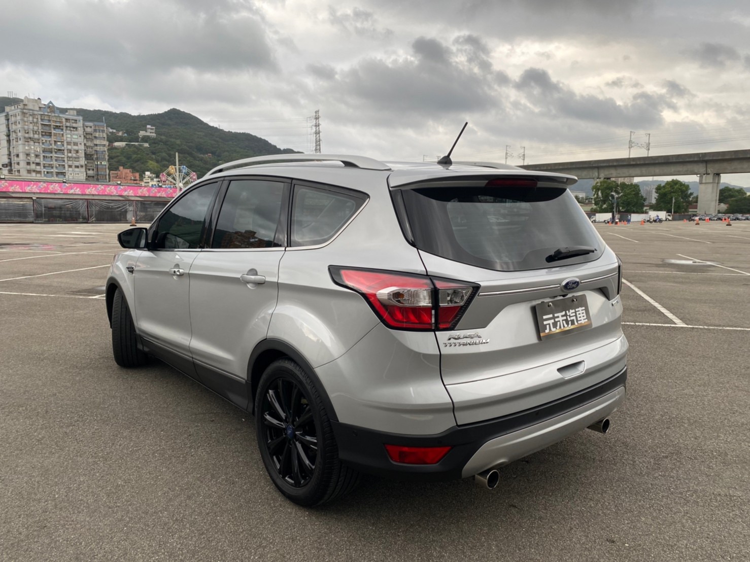 🔥2018式 FORD Kuga 245旗艦型 ACC跟車/全景天窗/跑6萬🔥174【阿龍中古車 0968-691-205】  第9張相片