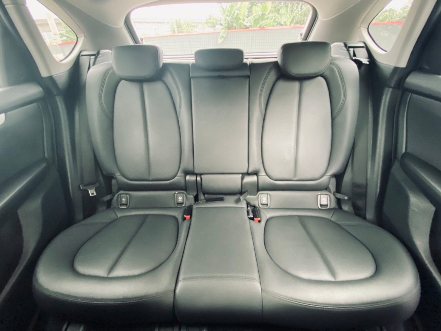 🔥2015 218i Active Tourer 跑10萬/跨界休旅🔥202【阿龍中古車 0968-691-205】  第3張相片