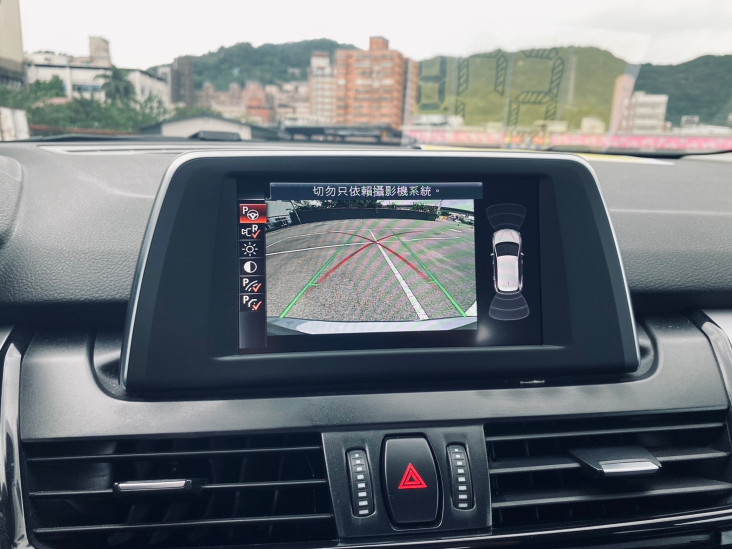 🔥2015 218i Active Tourer 跑10萬/跨界休旅🔥202【阿龍中古車 0968-691-205】  第6張相片