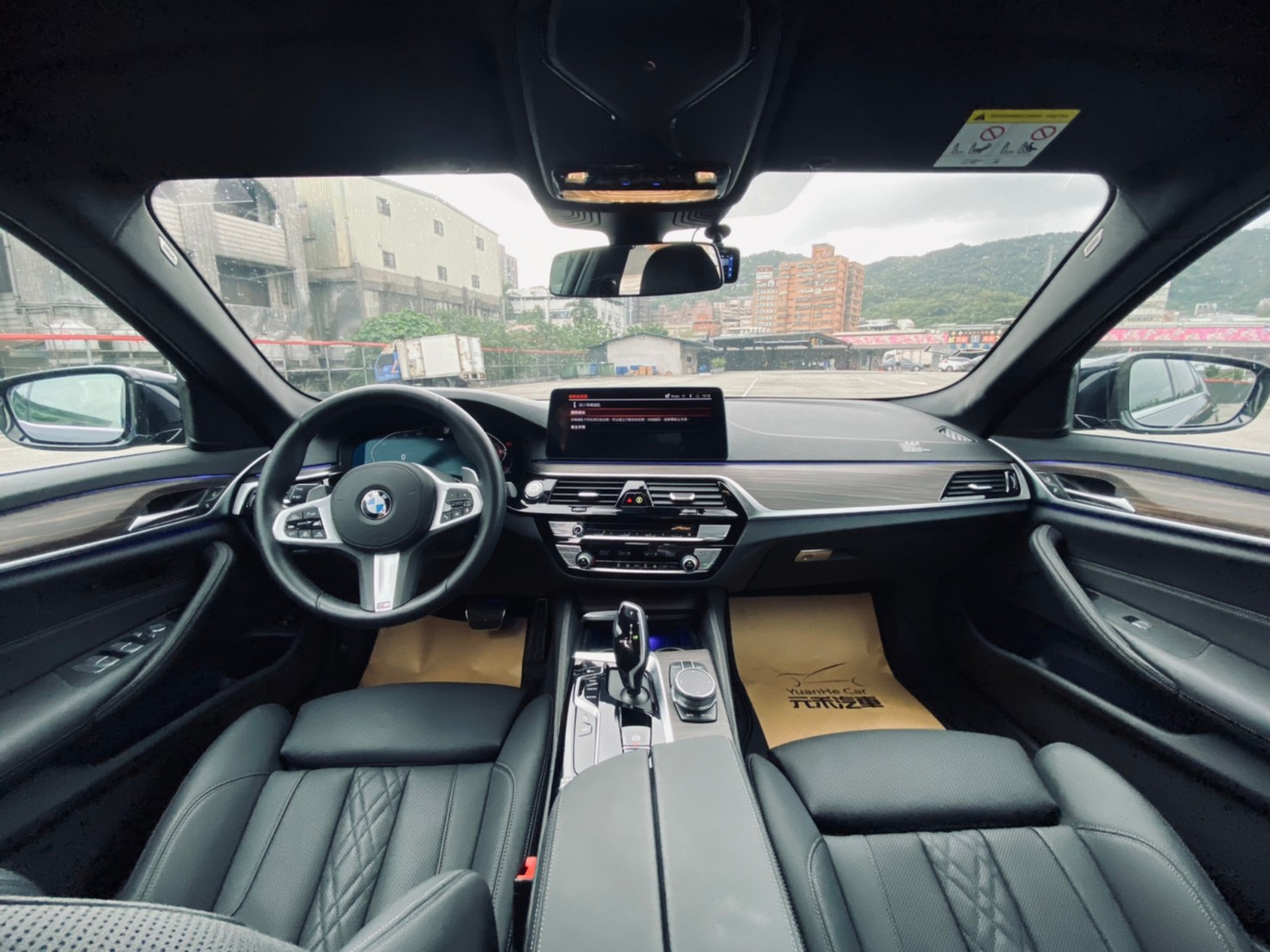 🔥2021 BMW 520i M-Sport 5AU/環景/輕油電/新車保固🔥4【阿龍中古車 0968-691-205】  第2張相片