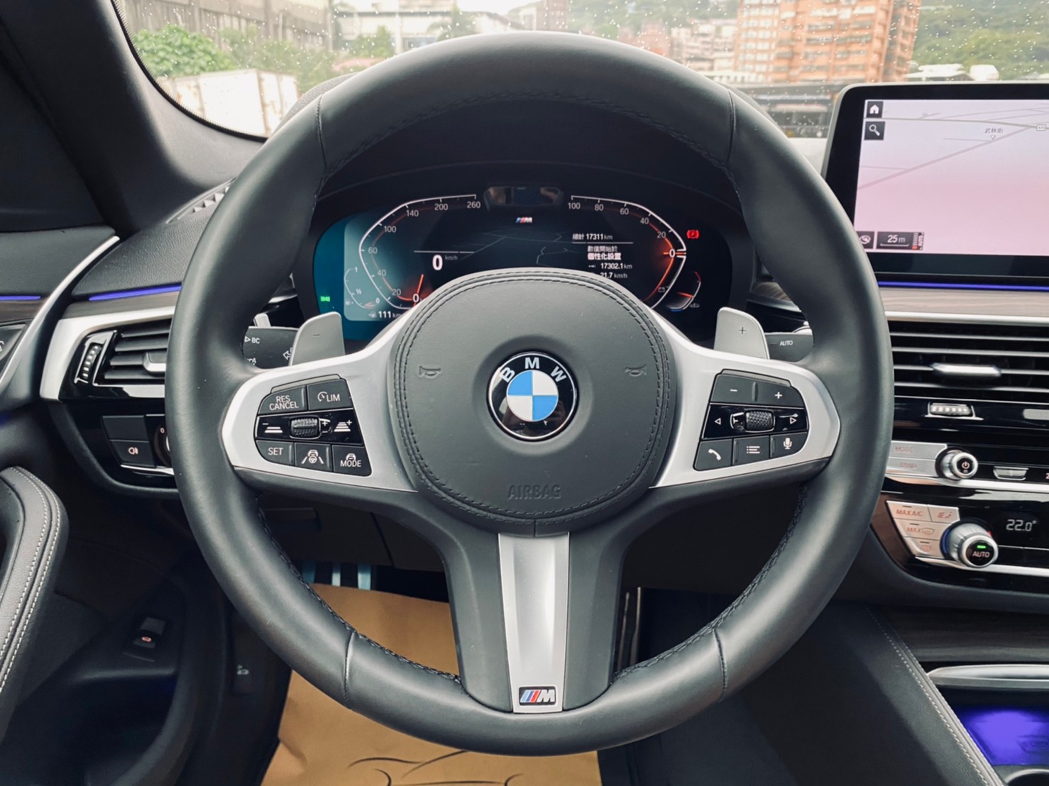 🔥2021 BMW 520i M-Sport 5AU/環景/輕油電/新車保固🔥4【阿龍中古車 0968-691-205】  第7張相片
