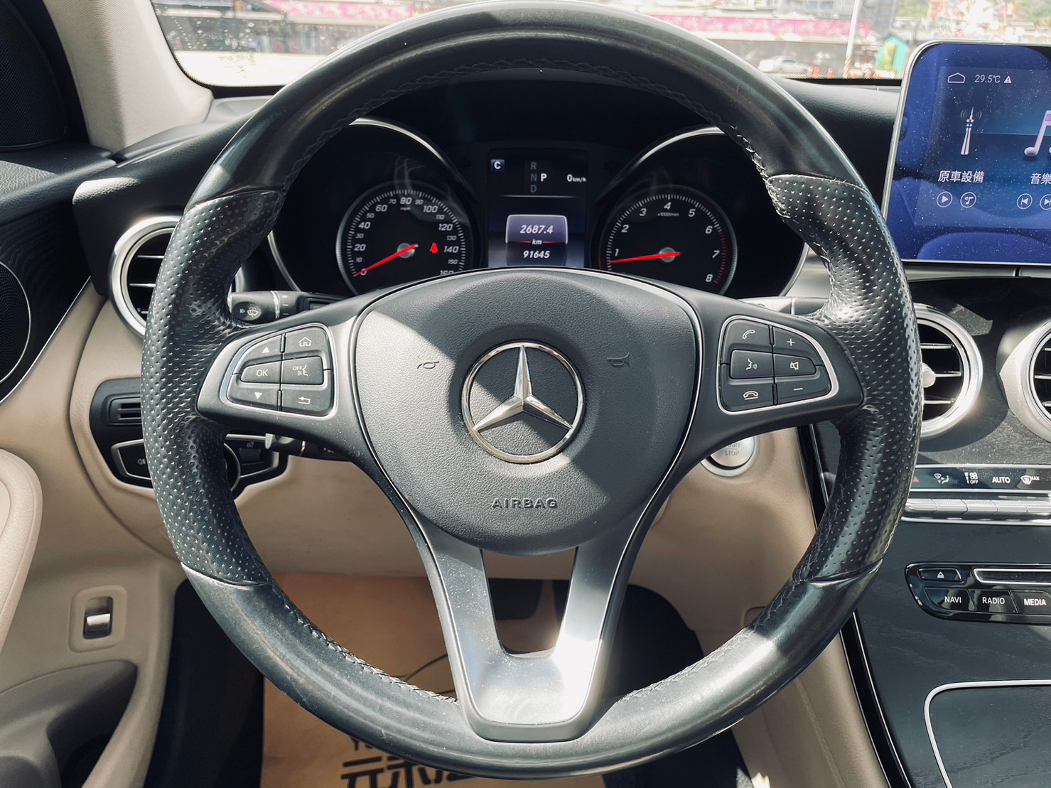 🔥2016 X253 GLC300 電熱椅/全景天窗/黑岑木🔥  第11張相片