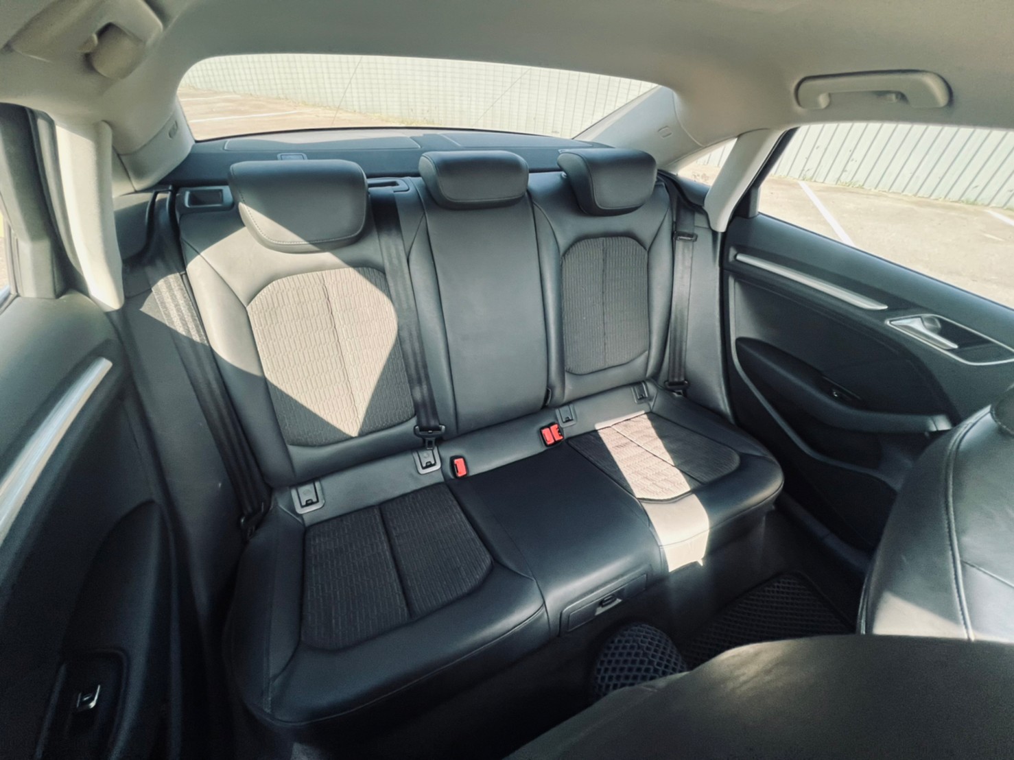 🔥2014式 Audi A3 30TFSI 超實用都會型房車🔥  第8張相片