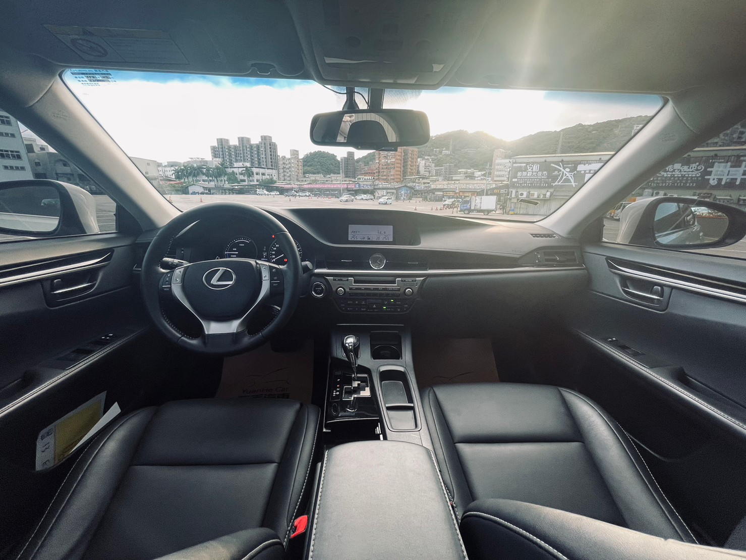 🔥2013 Lexus ES300h 豪華版油電 寧靜舒適🔥  第2張相片