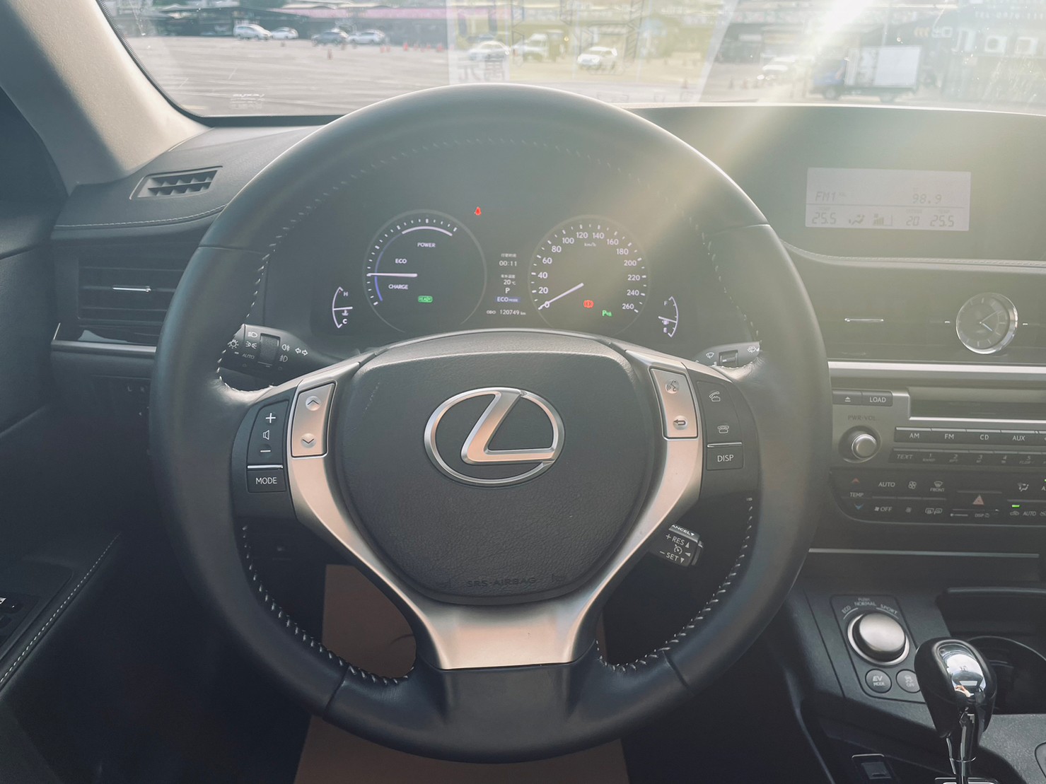 🔥2013 Lexus ES300h 豪華版油電 寧靜舒適🔥  第5張相片