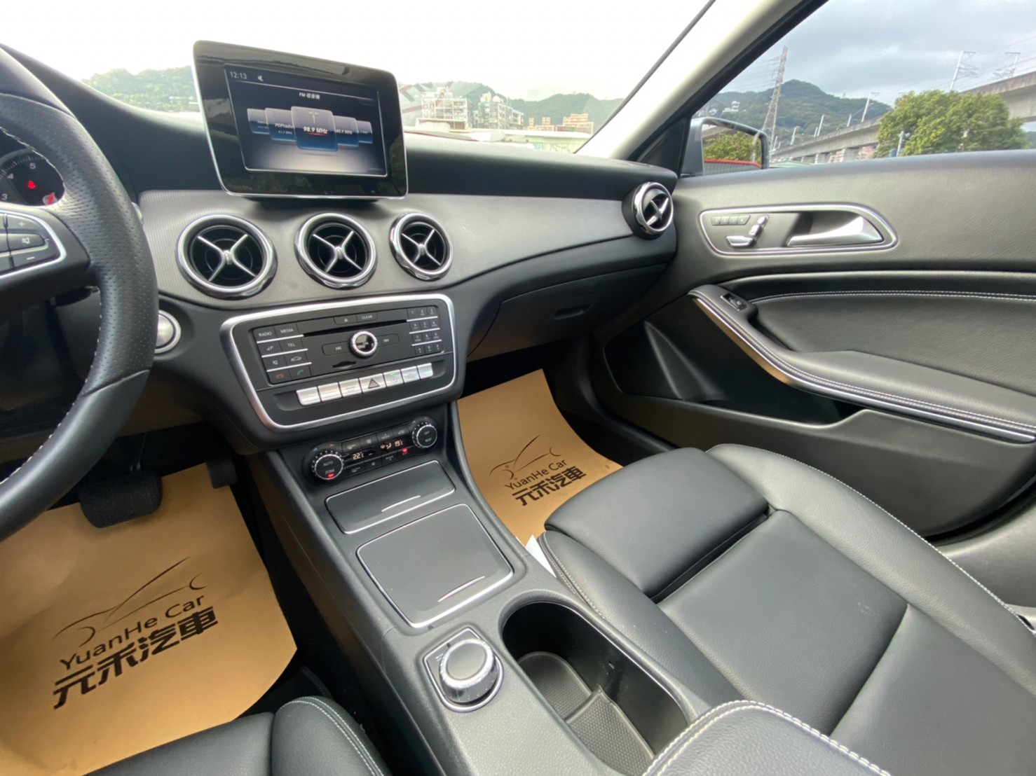 🔥 2018 BENZ GLA GLA200 天窗/電尾門/自動停車/跑七萬🔥7【阿龍中古車 0968-691-205】  第8張相片