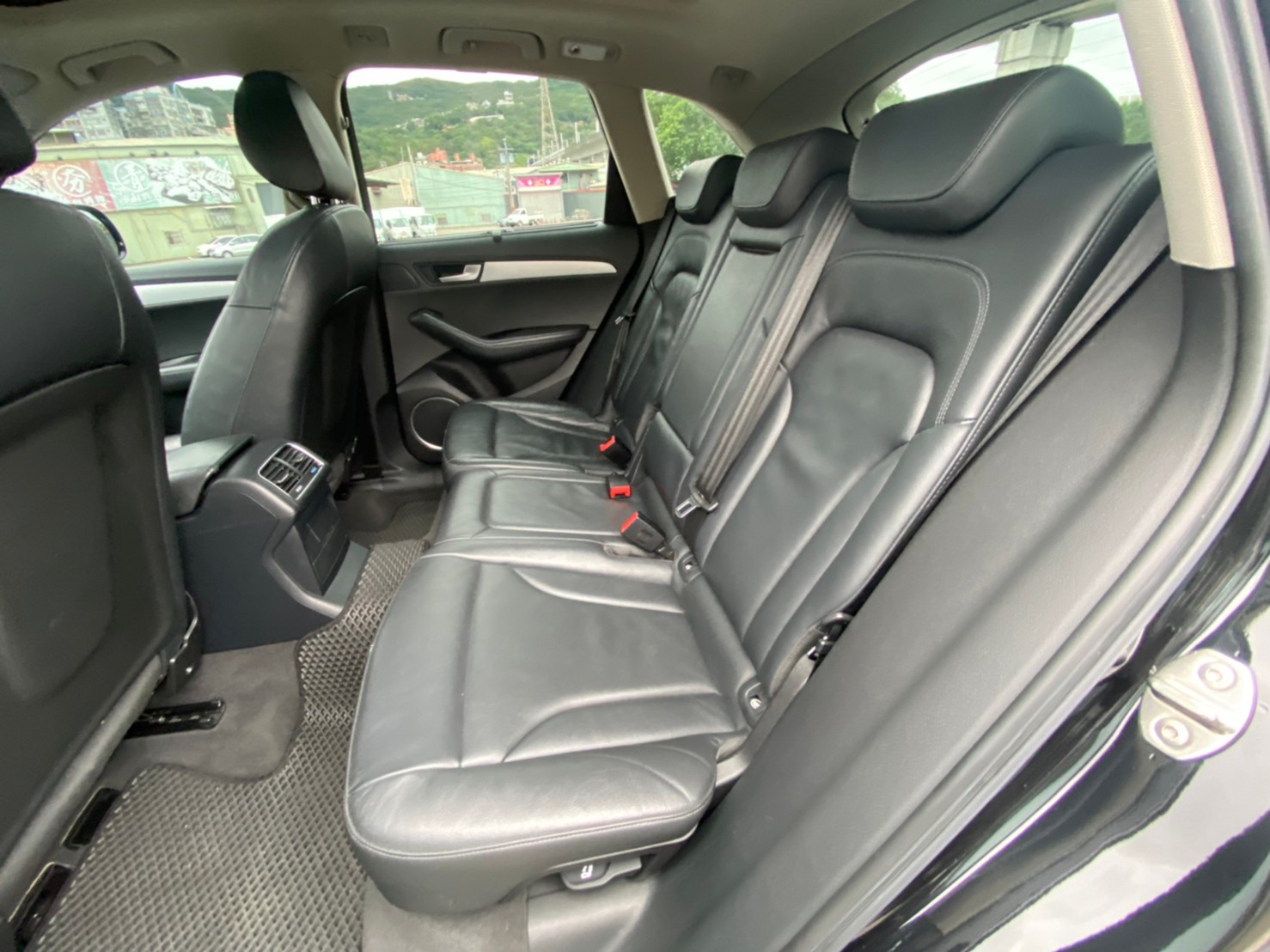 🔥2012式 Q5 quattro B&O音響/四驅/全景窗🔥91【阿龍中古車 0968-691-205】  第4張相片