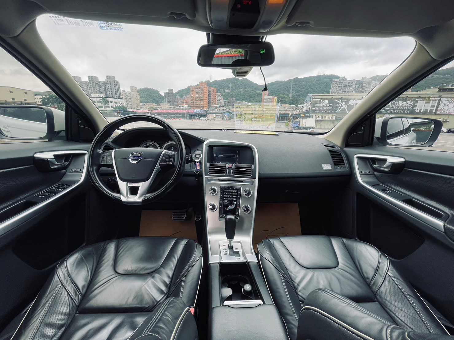 🔥2011 XC60 D5豪華版 4WD四輪驅動/居家坦克🔥25【阿龍中古車 0968-691-205】  第3張相片