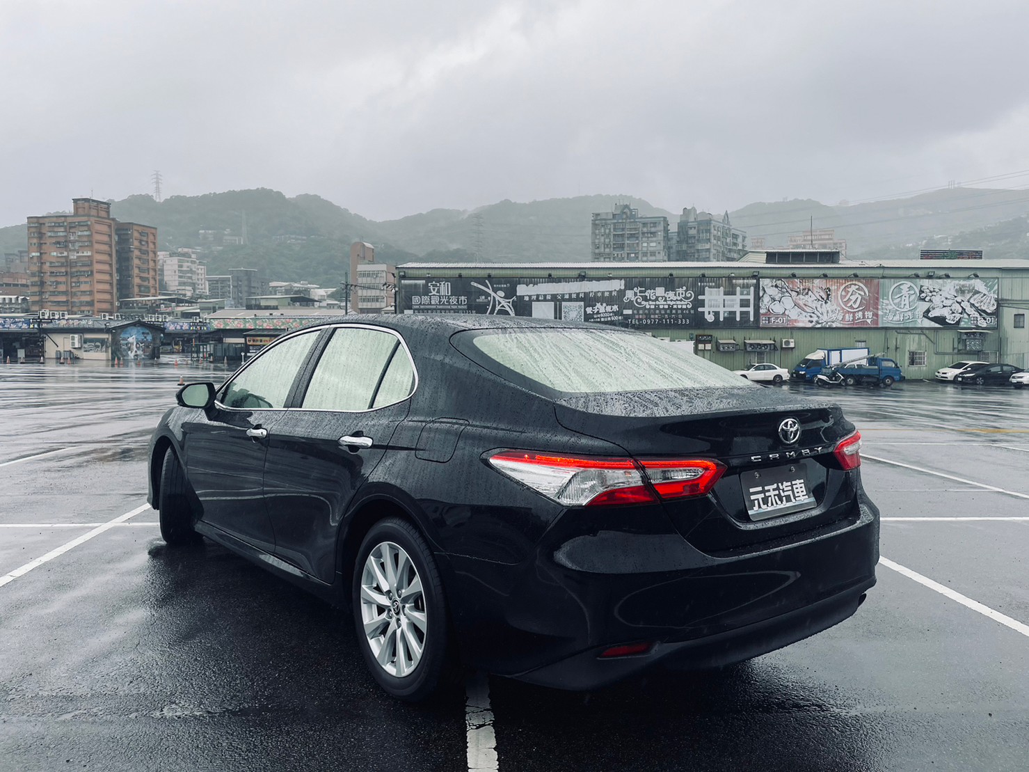 🔥 2020式 Toyota 豐田 冠美麗 Camry 2.5豪華版 帥氣新款外觀🔥169【阿龍中古車 0968-691-205】  第2張相片