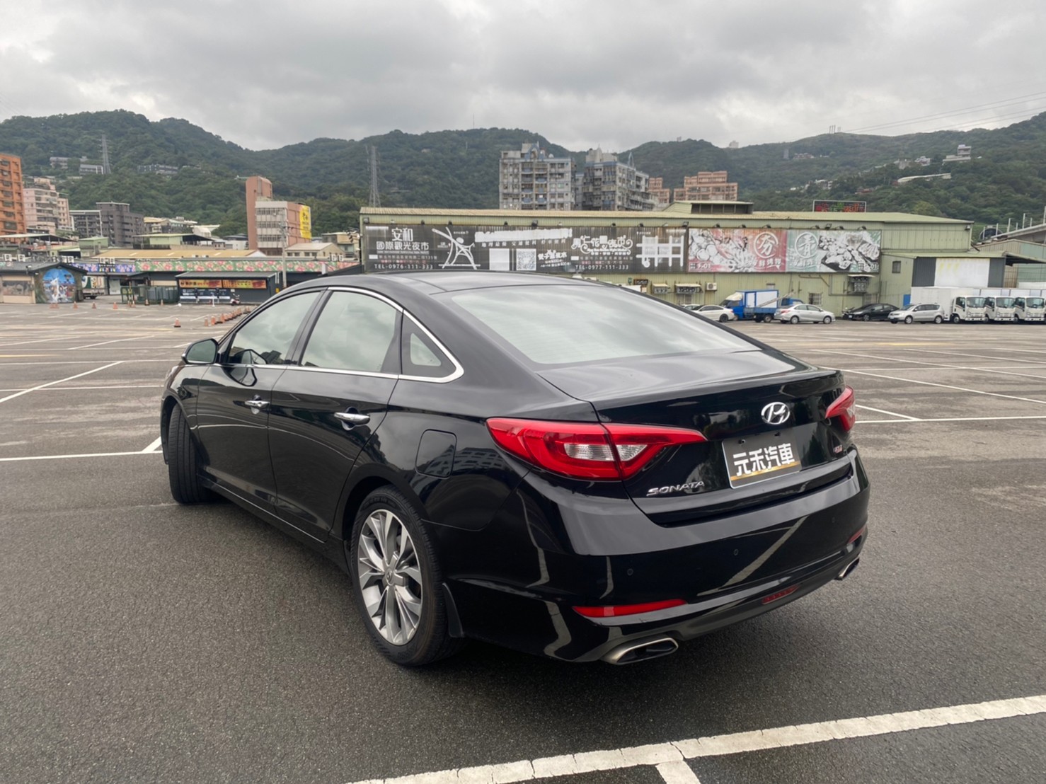 🔥2015 現代 Sonata 全景天窗旗艦款/盲點偵測🔥207【阿龍中古車 0968-691-205】  第2張相片