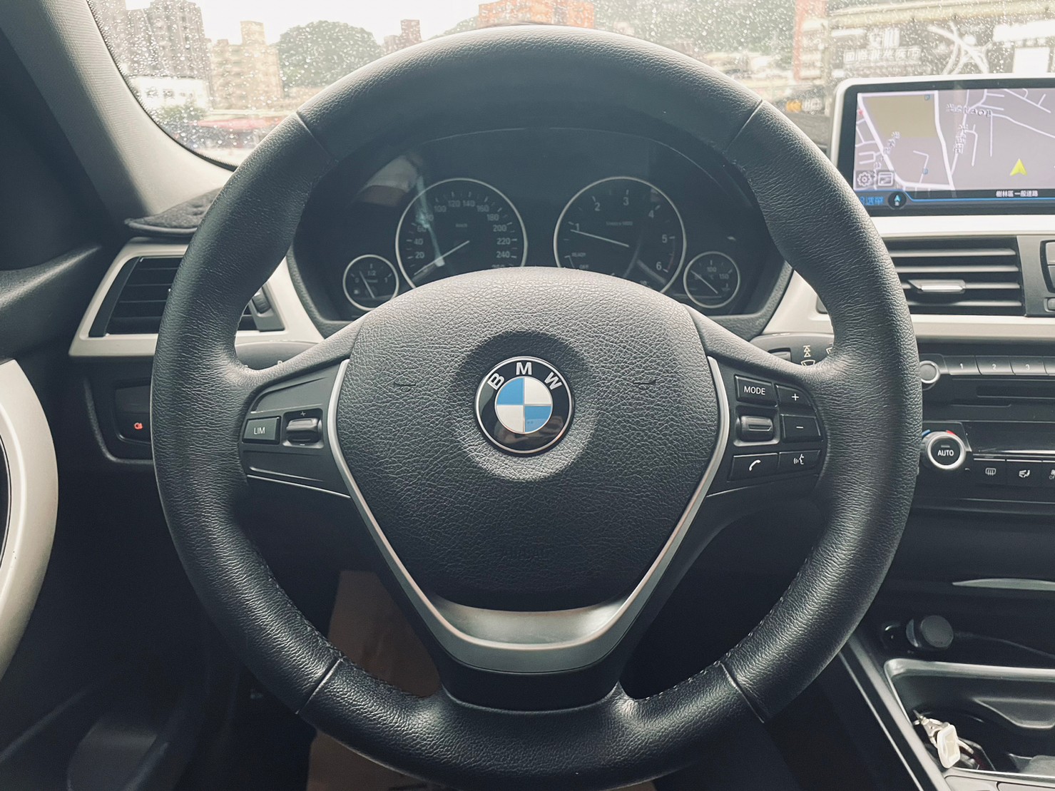 🔥2014 F30 BMW 318d 升級安卓機/低轉高扭特性🔥100【阿龍中古車 0968-691-205】  第6張相片
