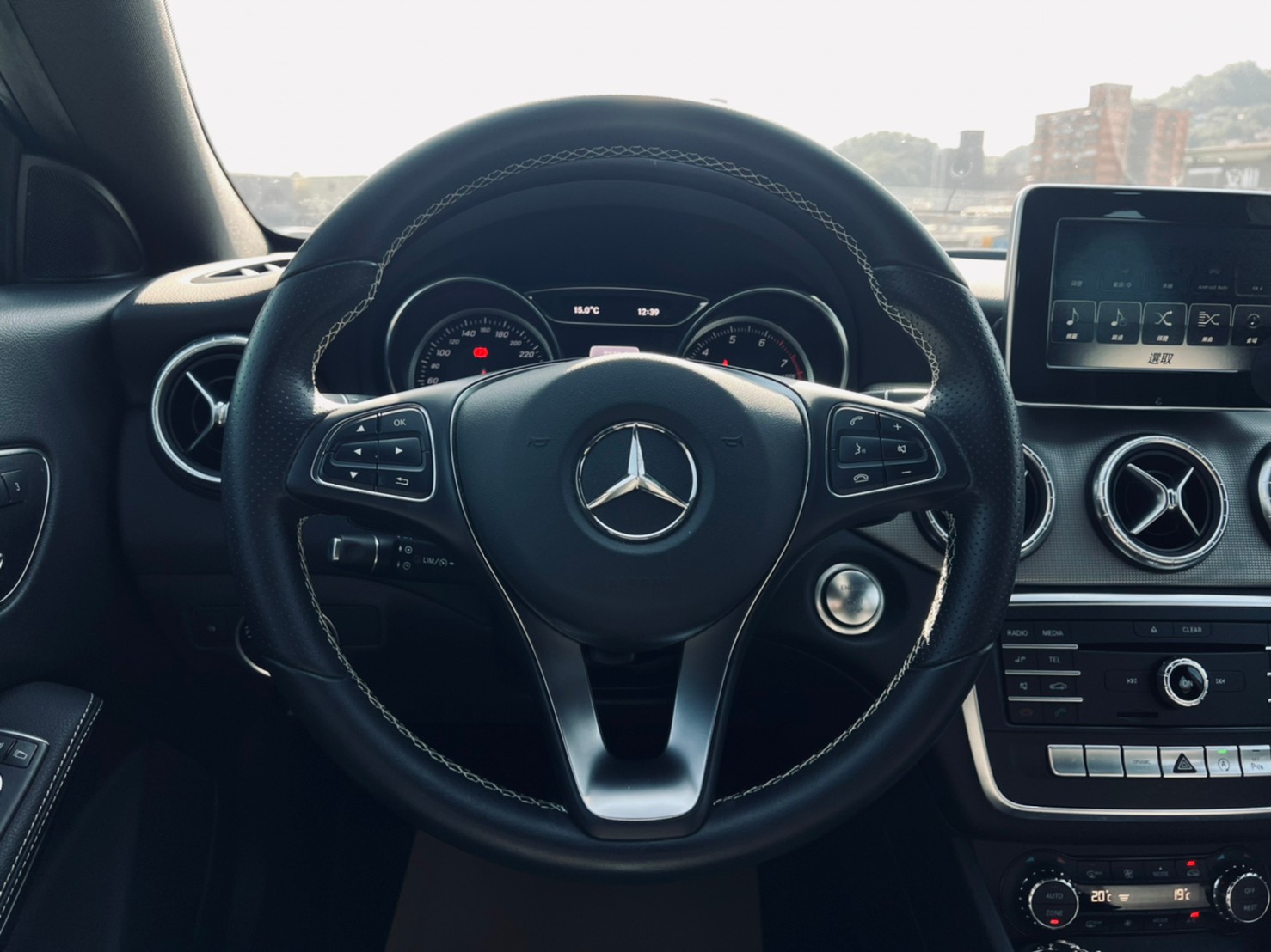 🔥2017 BENZ CLA CLA200 靈巧操控/跑車座椅/白金王座🔥152【阿龍中古車 0968-691-205】  第6張相片