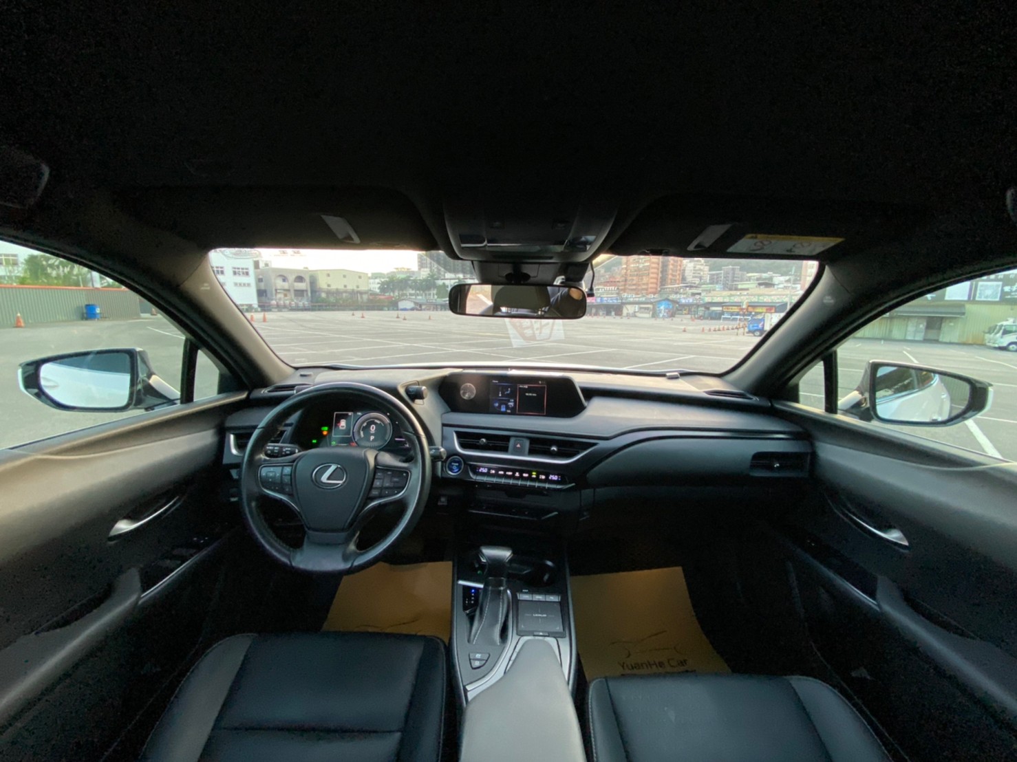 🔥2019 LEXUS UX UX250h 油電豪華版 跟車/電熱椅/環景🔥37【阿龍中古車 0968-691-205】  第3張相片