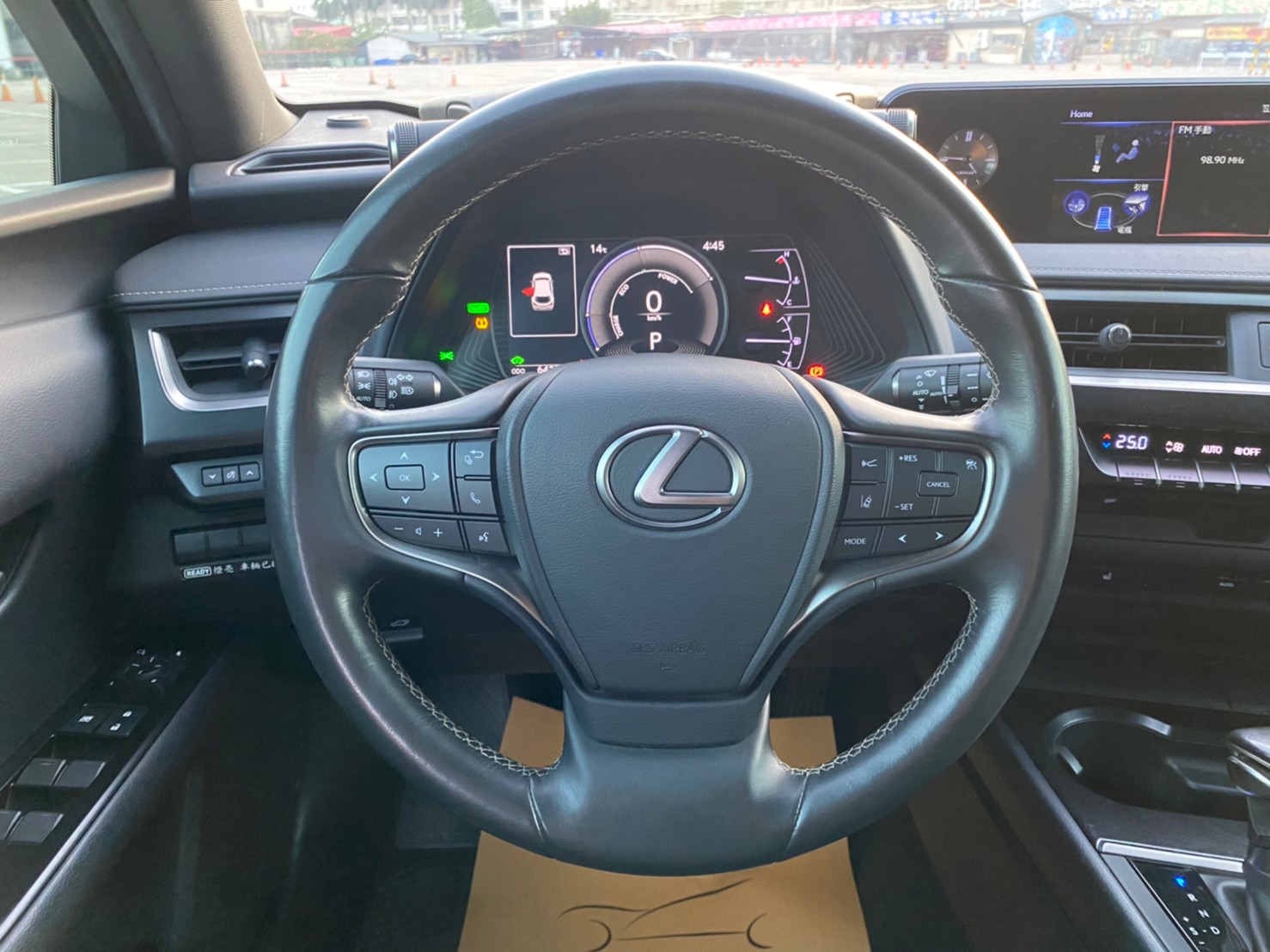 🔥2019 LEXUS UX UX250h 油電豪華版 跟車/電熱椅/環景🔥37【阿龍中古車 0968-691-205】  第5張相片