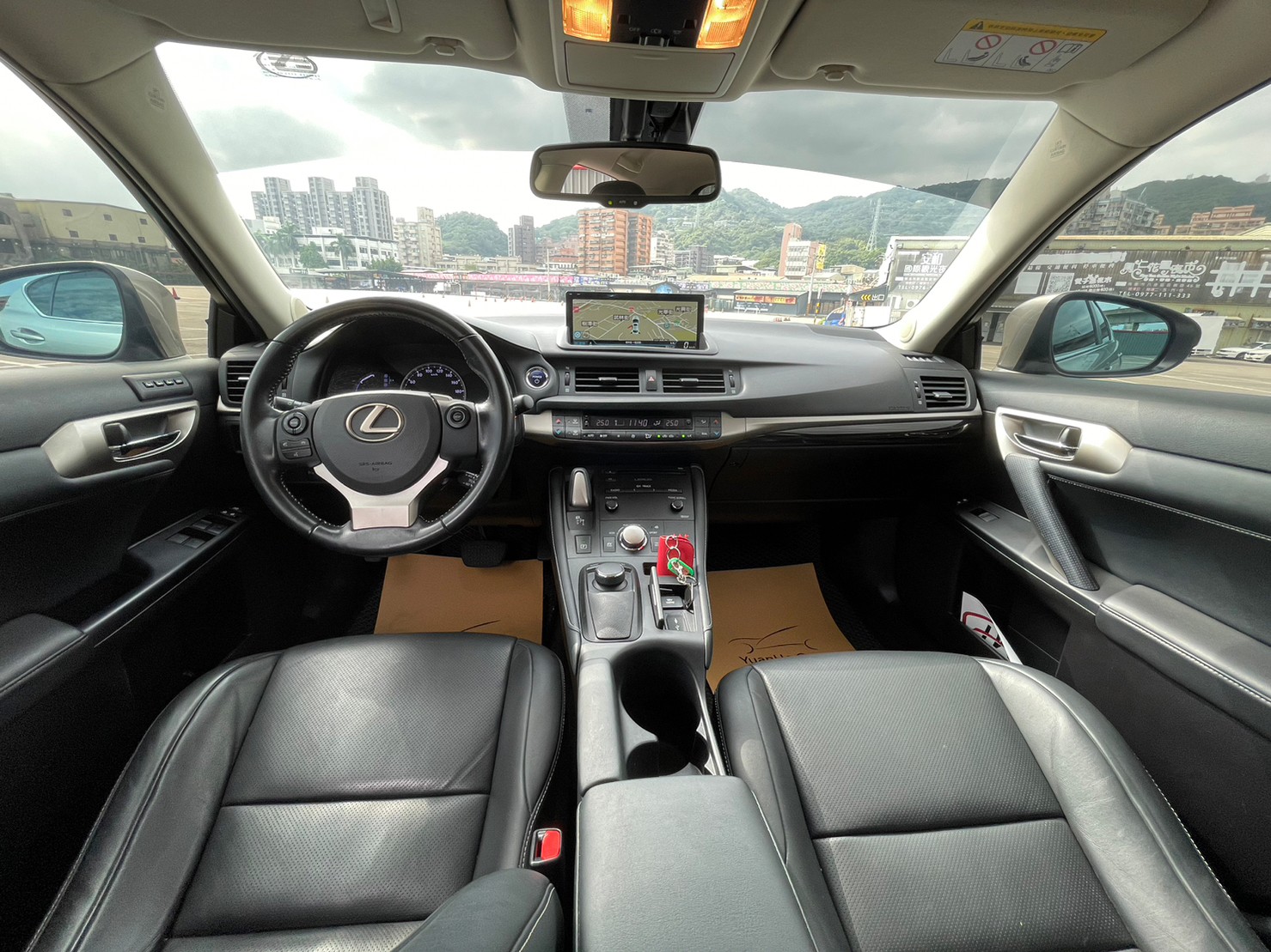 🔥2017式 LEXUS CT CT200h 菁英Plus版 油電/升級安卓機🔥171【阿龍中古車 0968-691-205】  第2張相片