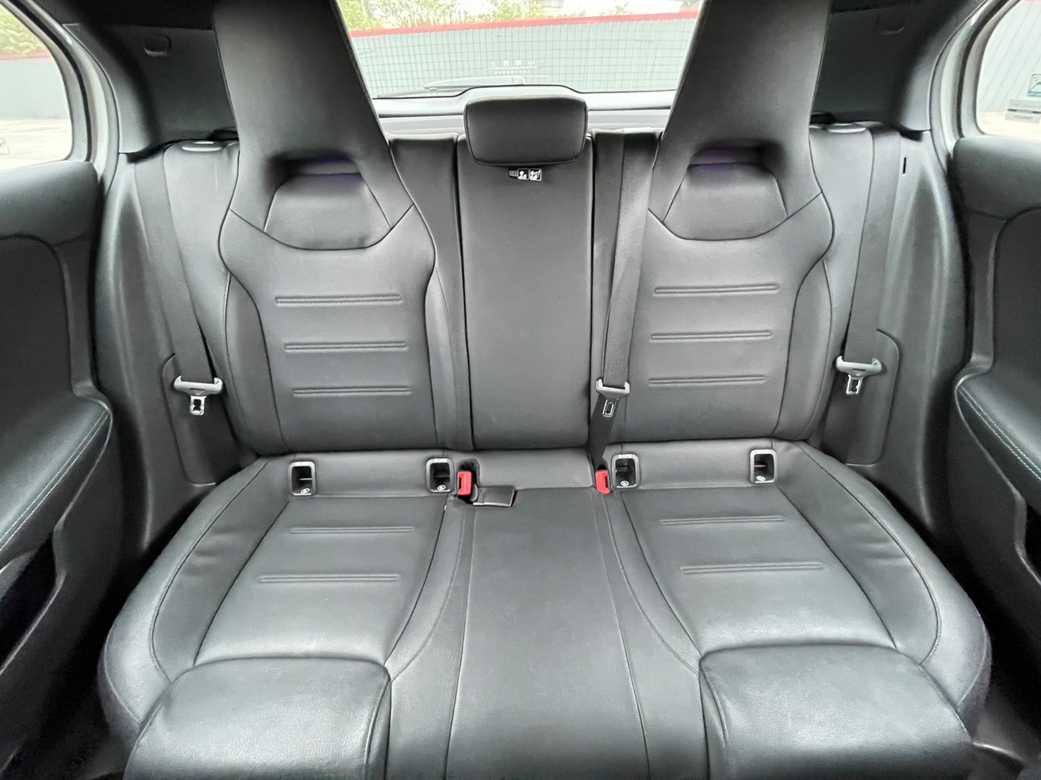 🔥2020式 BENZ A200 五門小鋼砲/雙賽車椅/僅跑2萬🔥166【阿龍中古車 0968-691-205】  第3張相片