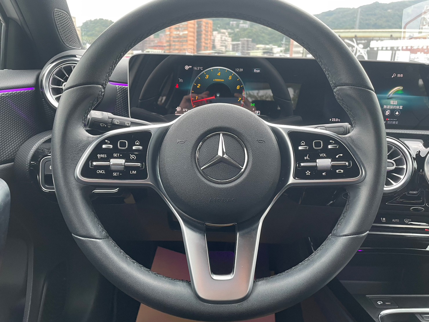 🔥2020式 BENZ A200 五門小鋼砲/雙賽車椅/僅跑2萬🔥166【阿龍中古車 0968-691-205】  第9張相片