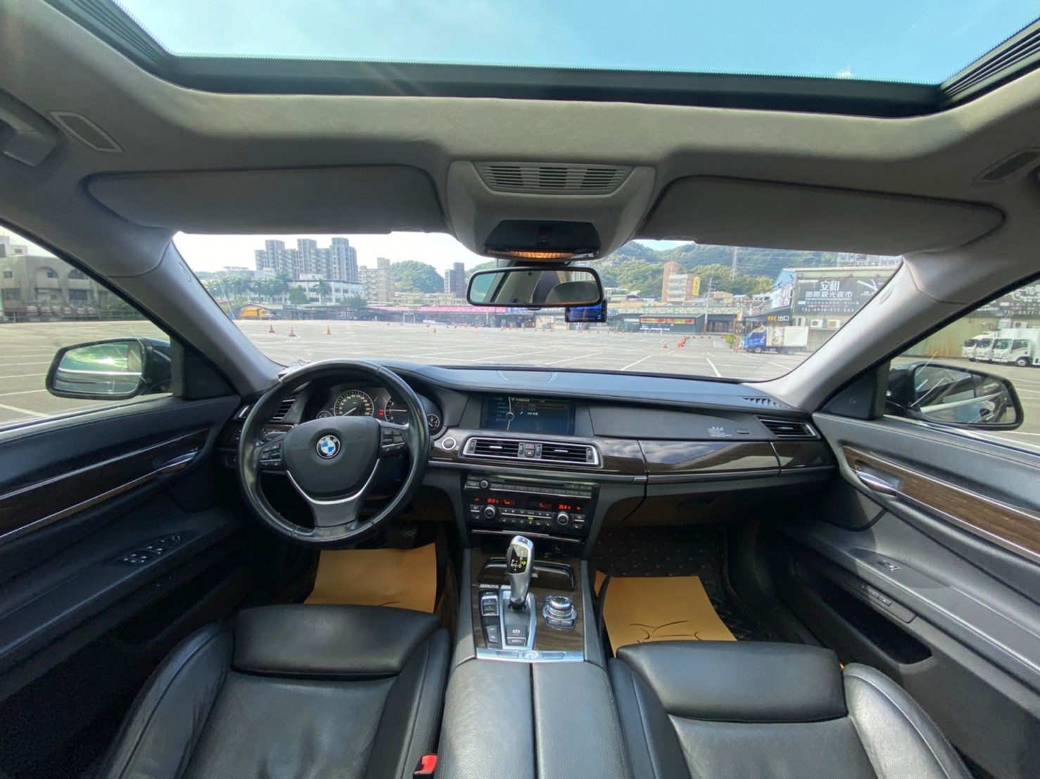 🔥2012 BMW 740Li 領航版/ACC跟車/HUD抬顯/總裁坐駕🔥169【阿龍中古車 0968-691-205】  第3張相片