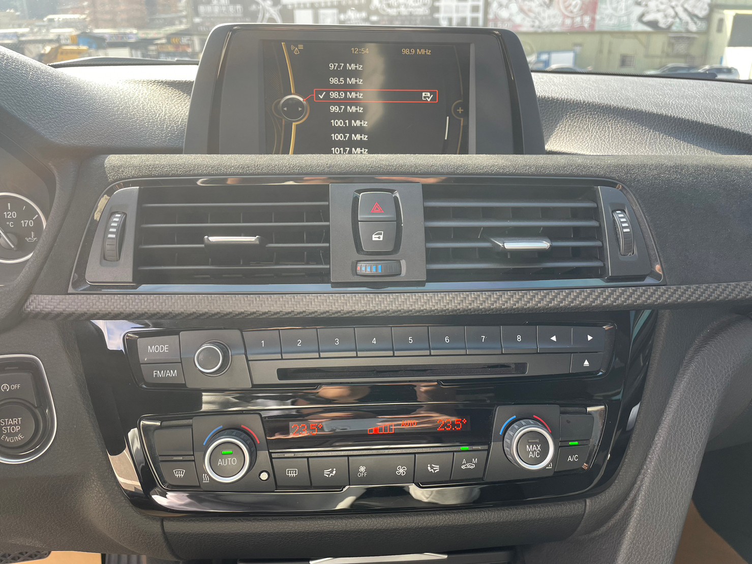 🔥2014 BMW 316i 熱血性能轎跑/HK音響/黑化水箱護罩🔥120【阿龍中古車 0968-691-205】  第4張相片