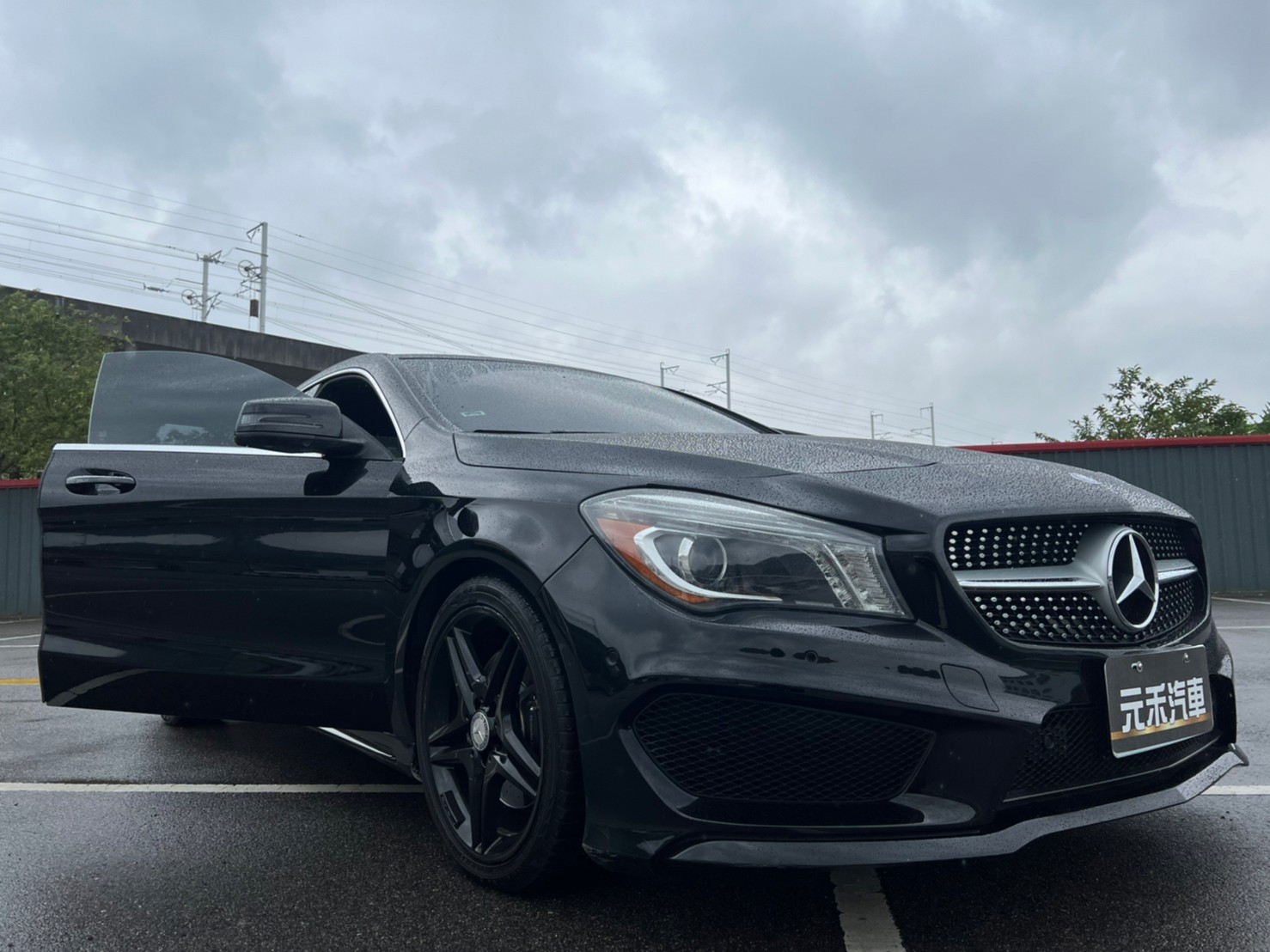 🔥2015 BENZ C117 CLA CLA250 4MATIC AMG Line 僅跑6萬🔥1【阿龍中古車 0968-691-205】  第2張相片
