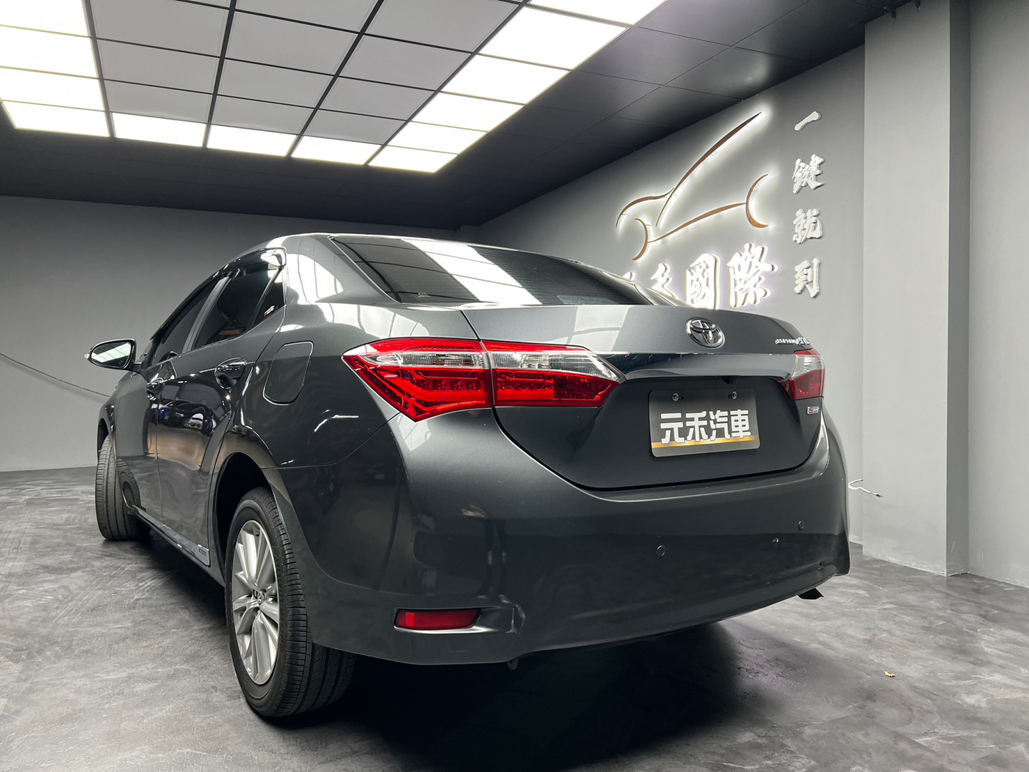 🔥2016 阿提斯 Altis Safety+ 升級抬顯🔥80【阿龍中古車 0968-691-205】  第2張相片
