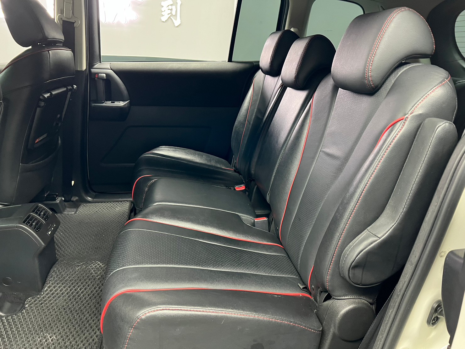 🔥2015 KAZDA 馬五 尊爵 七人座 /天窗/導航/僅跑六萬🔥157【阿龍中古車 0968-691-205】  第2張相片