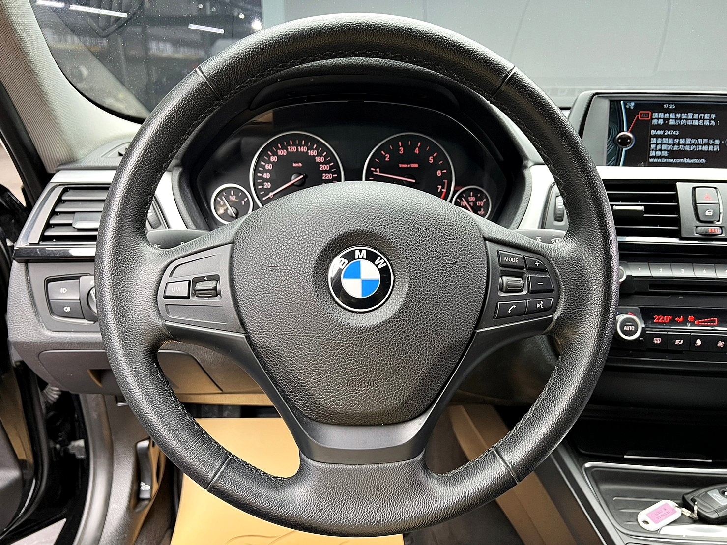 🔥2014 F30 BMW 316i 熱血跑格/超值優惠價🔥187【阿龍中古車 0968-691-205】  第4張相片