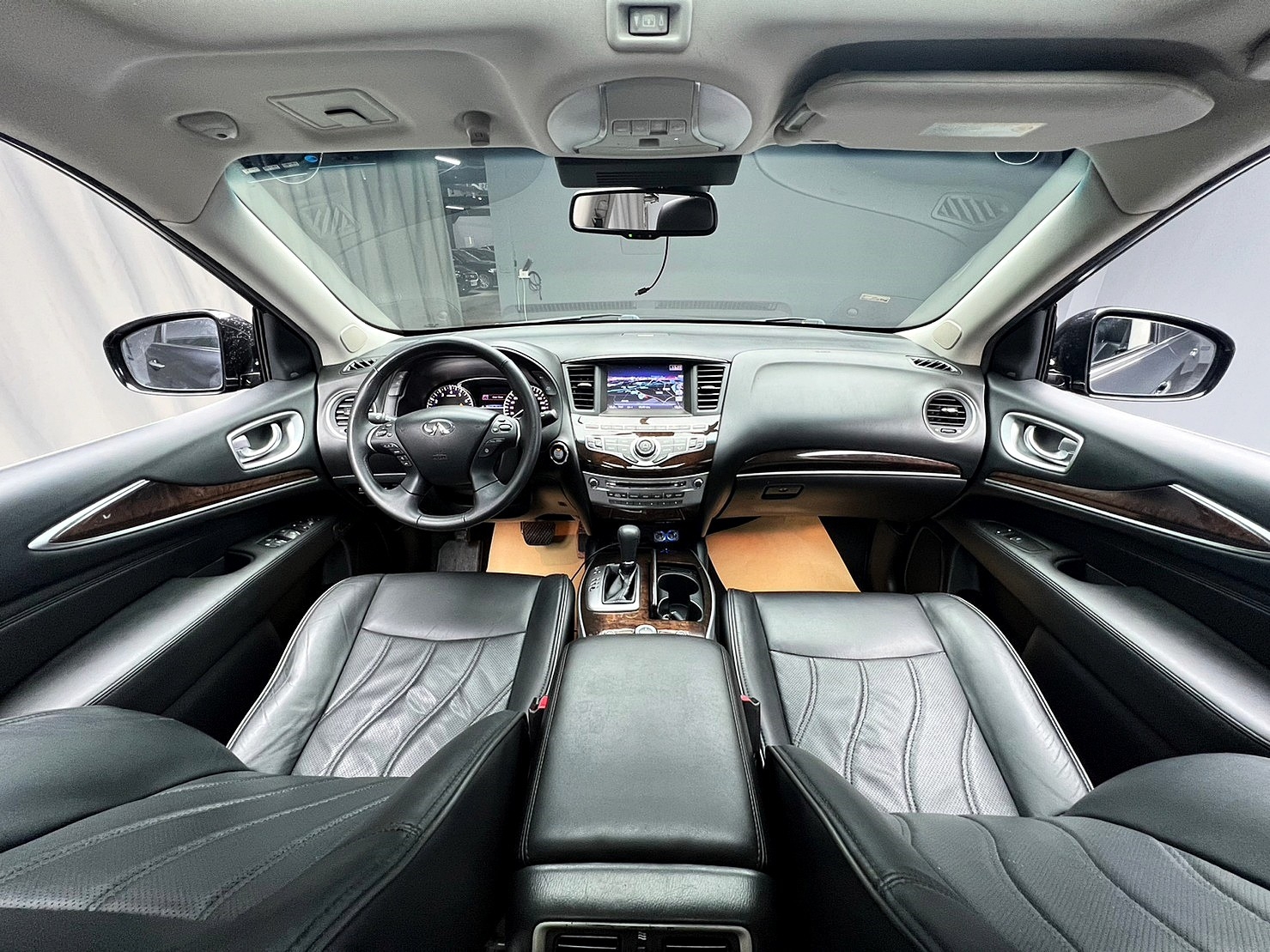 🔥2013 INFINITI  JX35 全景天窗 四驅旗艦七人款/Bose音響🔥170【阿龍中古車 0968-691-205】  第5張相片