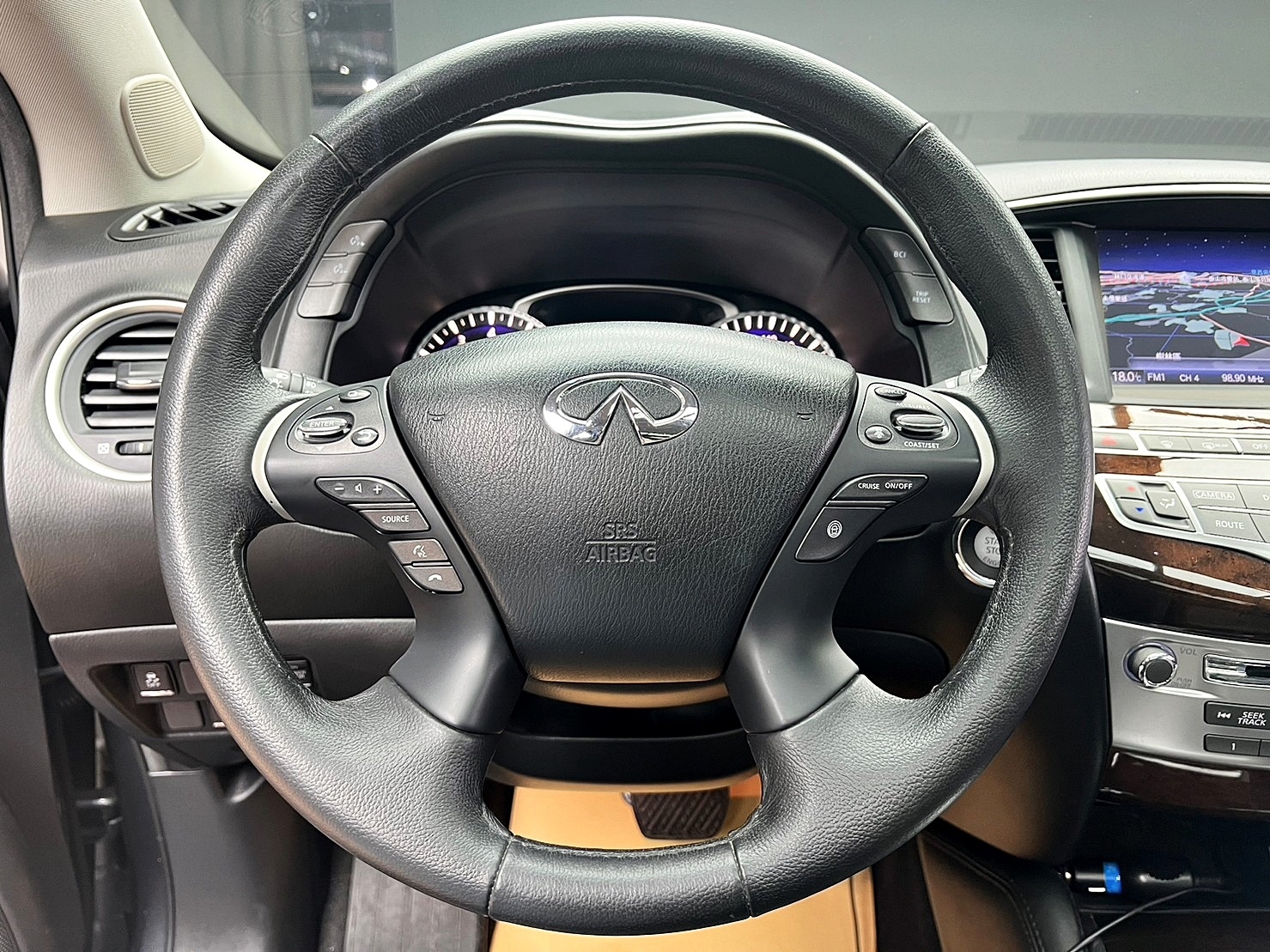 🔥2013 INFINITI  JX35 全景天窗 四驅旗艦七人款/Bose音響🔥170【阿龍中古車 0968-691-205】  第6張相片