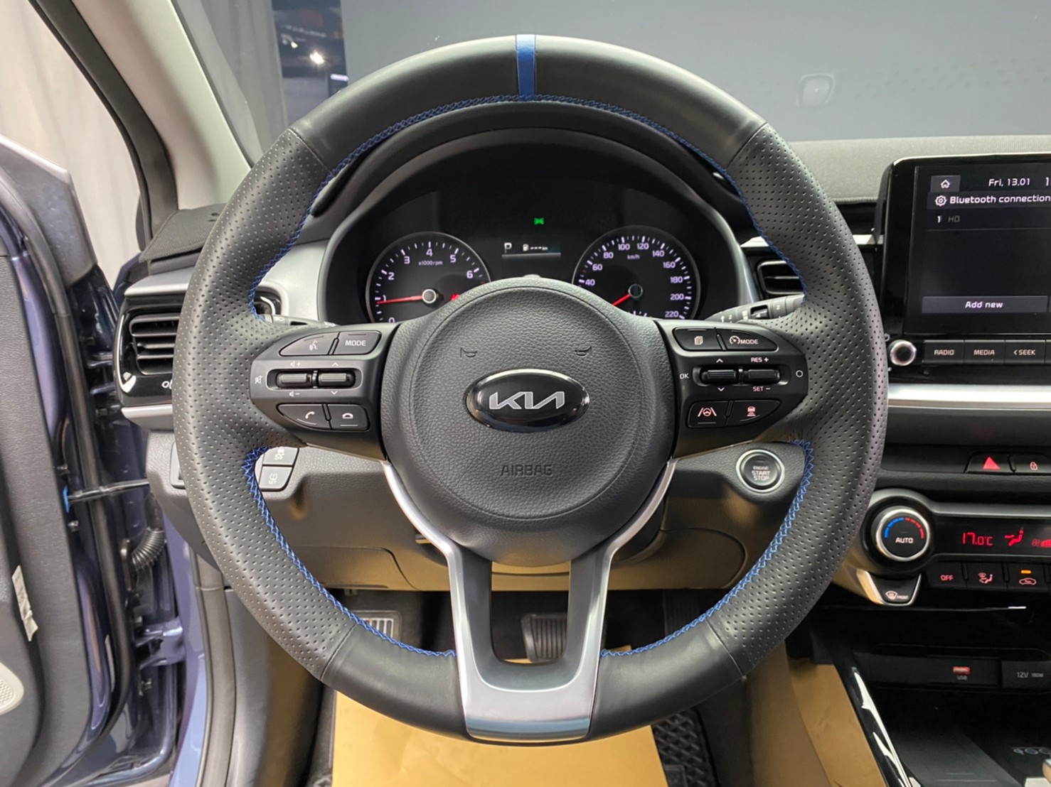 🔥2021 Kia 起亞 Stonic 油電/有跟車/跑2萬新車保固🔥【阿龍中古車 0968-691-205】  第4張相片