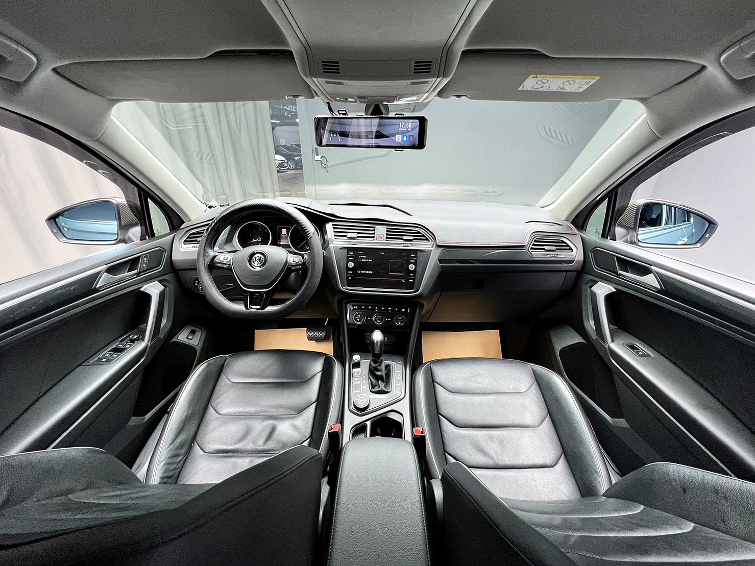 🔥2019式 VW 帝觀 Tiguan 四驅/跟車/電尾門/升級前後包🔥148【阿龍中古車 0968-691-205】  第3張相片