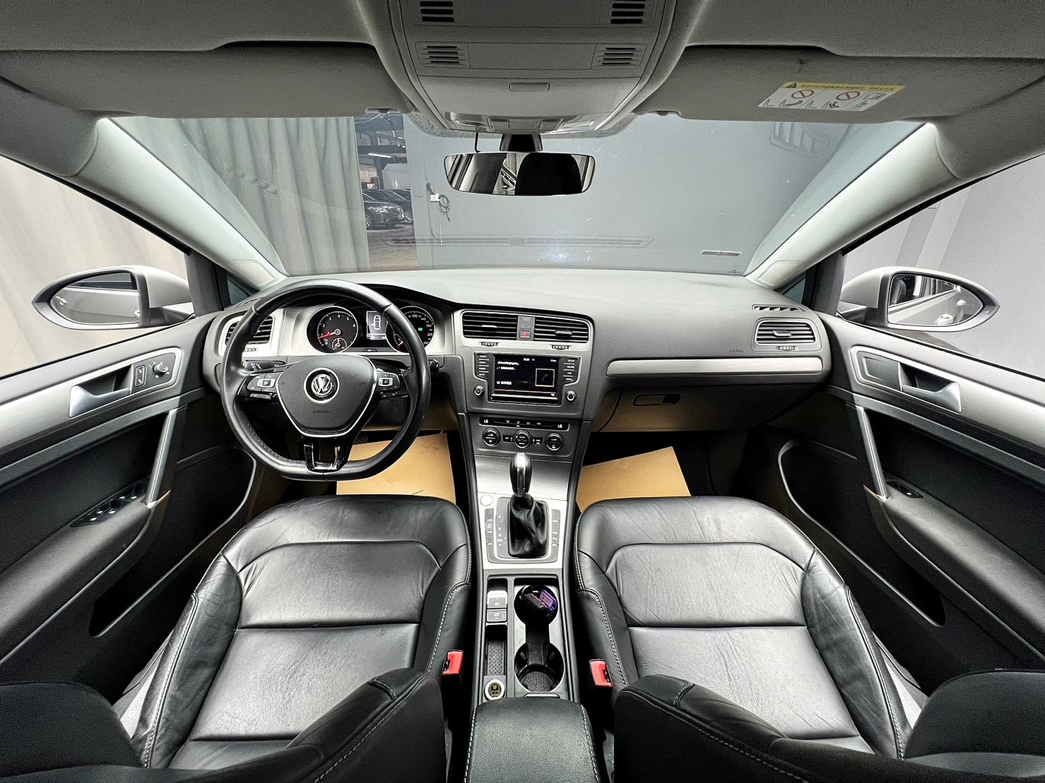 🔥2017式 VW Golf Comfortline 熱血小鋼炮🔥127【阿龍中古車 0968-691-205】  第4張相片