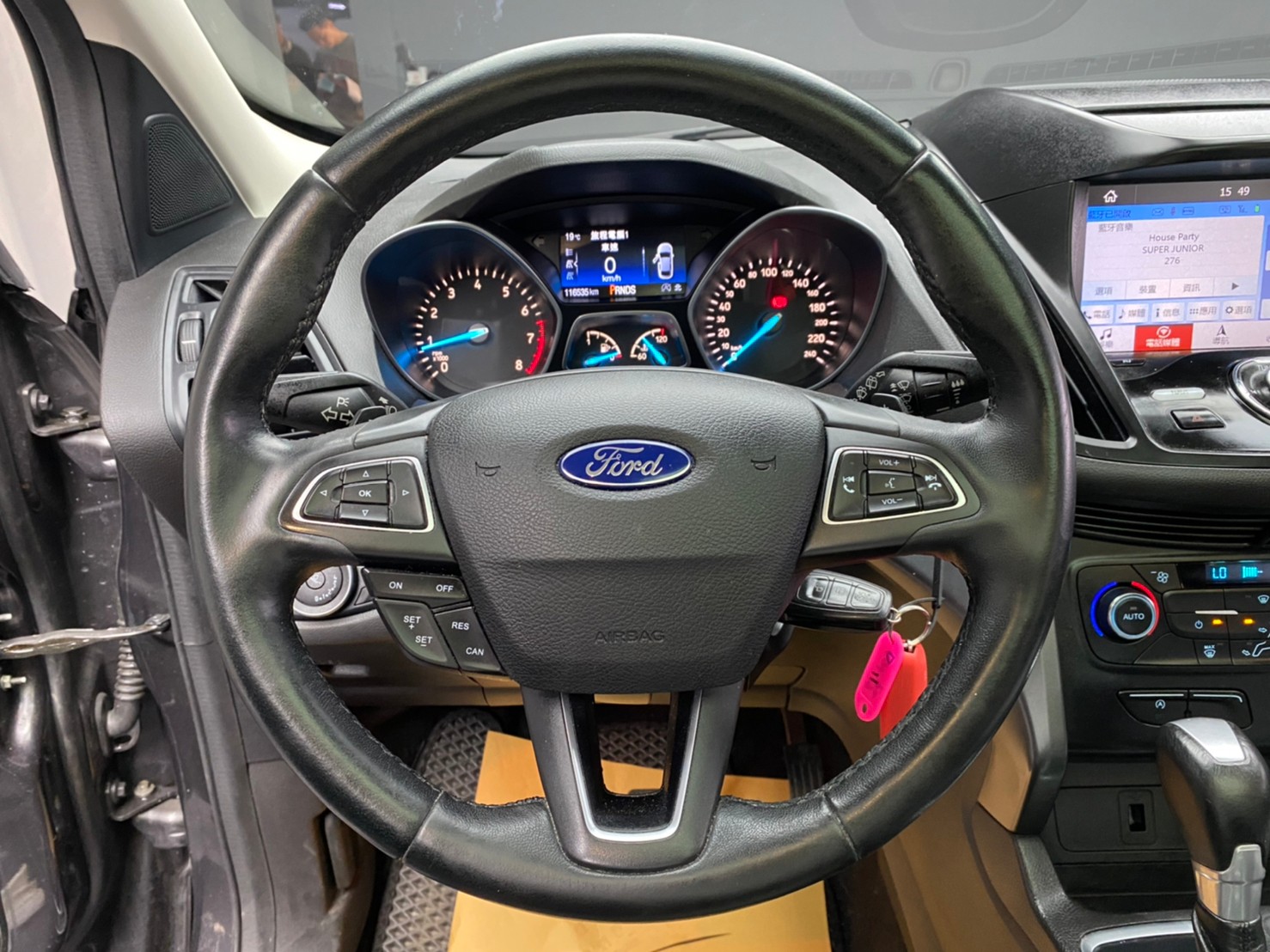 🔥2017式 FORD Kuga EcoBoost 180時尚型 全景天窗/實惠國產SUV🔥33【阿龍中古車 0968-691-205】  第9張相片