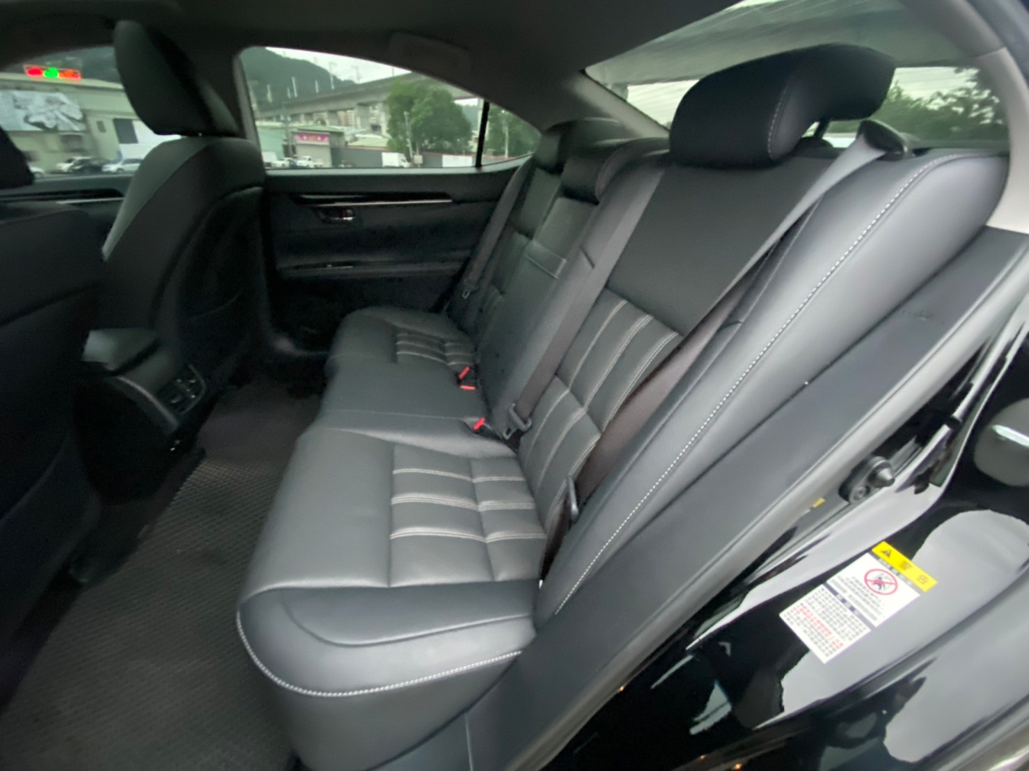 🔥2017 ES200 豪華版 ACC主動跟車/雙電動椅🔥(018)【阿龍中古車 0968-691-205】  第8張相片