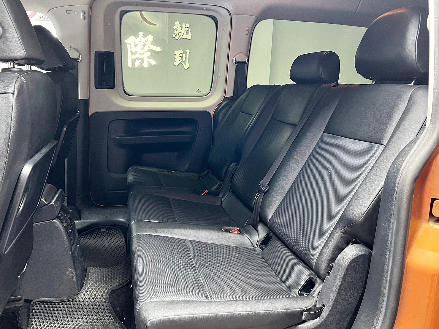 🔥2016 VW Caddy Maxi 七座廂型車 超搶眼亮棕色🔥(048)【阿龍中古車 0968-691-205】  第2張相片