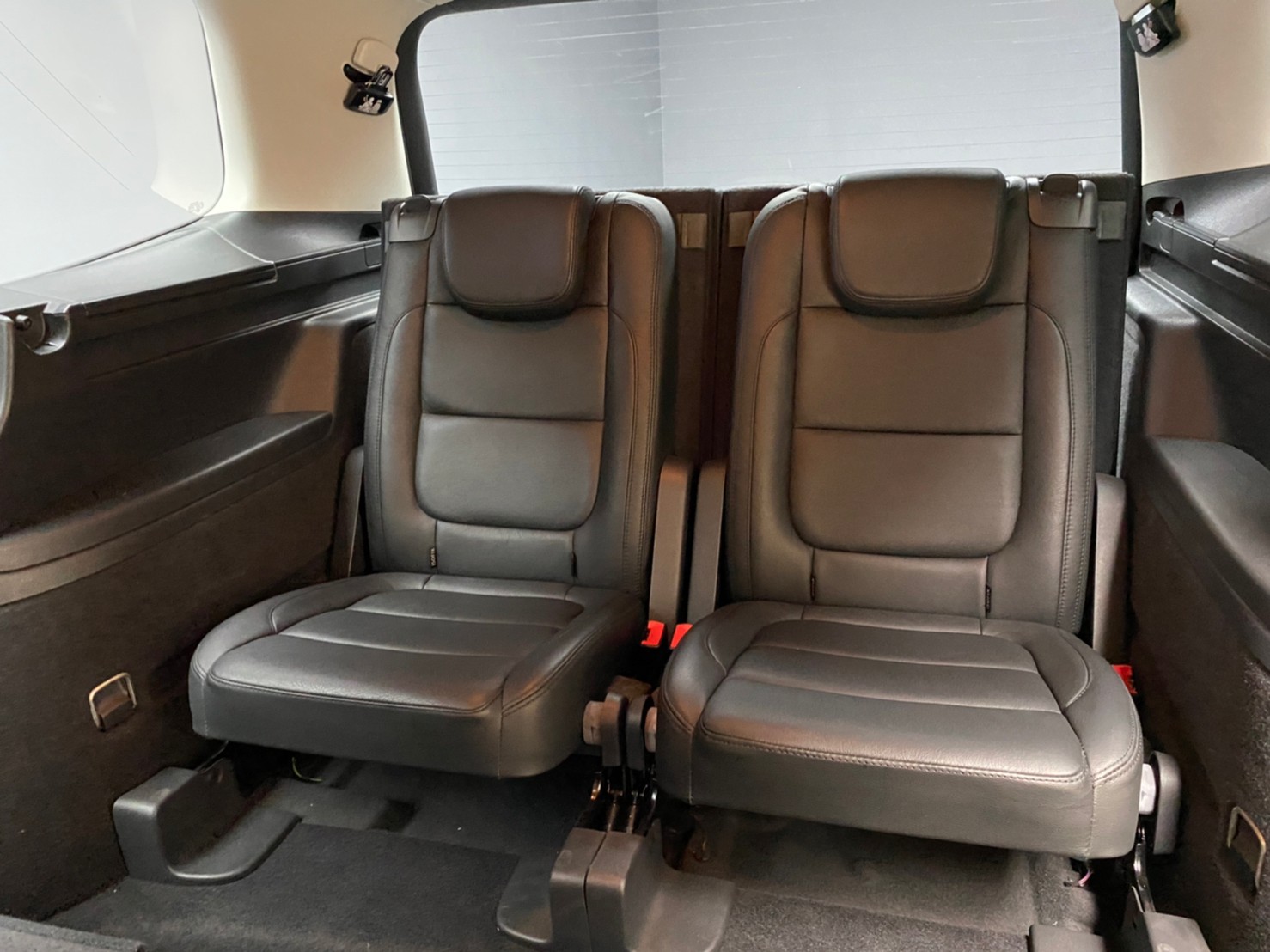 🔥2015 VW 雪狼 Sharan TDI 柴油七人座🔥(219)【阿龍中古車 0968-691-205】  第2張相片