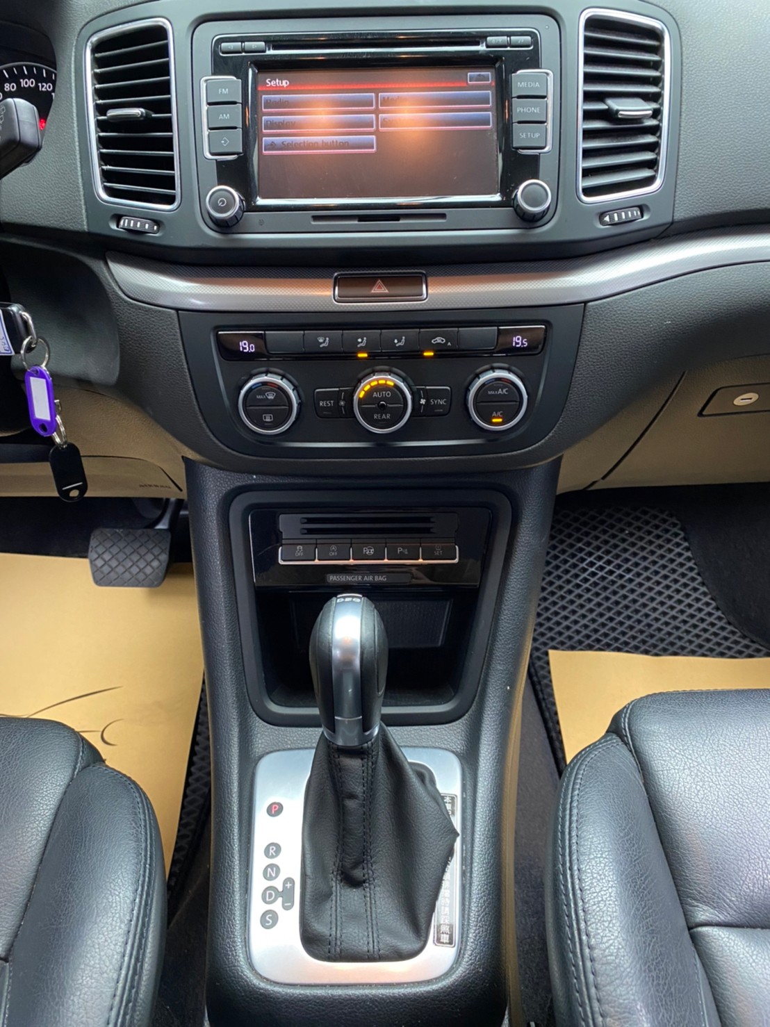 🔥2015 VW 雪狼 Sharan TDI 柴油七人座🔥(219)【阿龍中古車 0968-691-205】  第4張相片