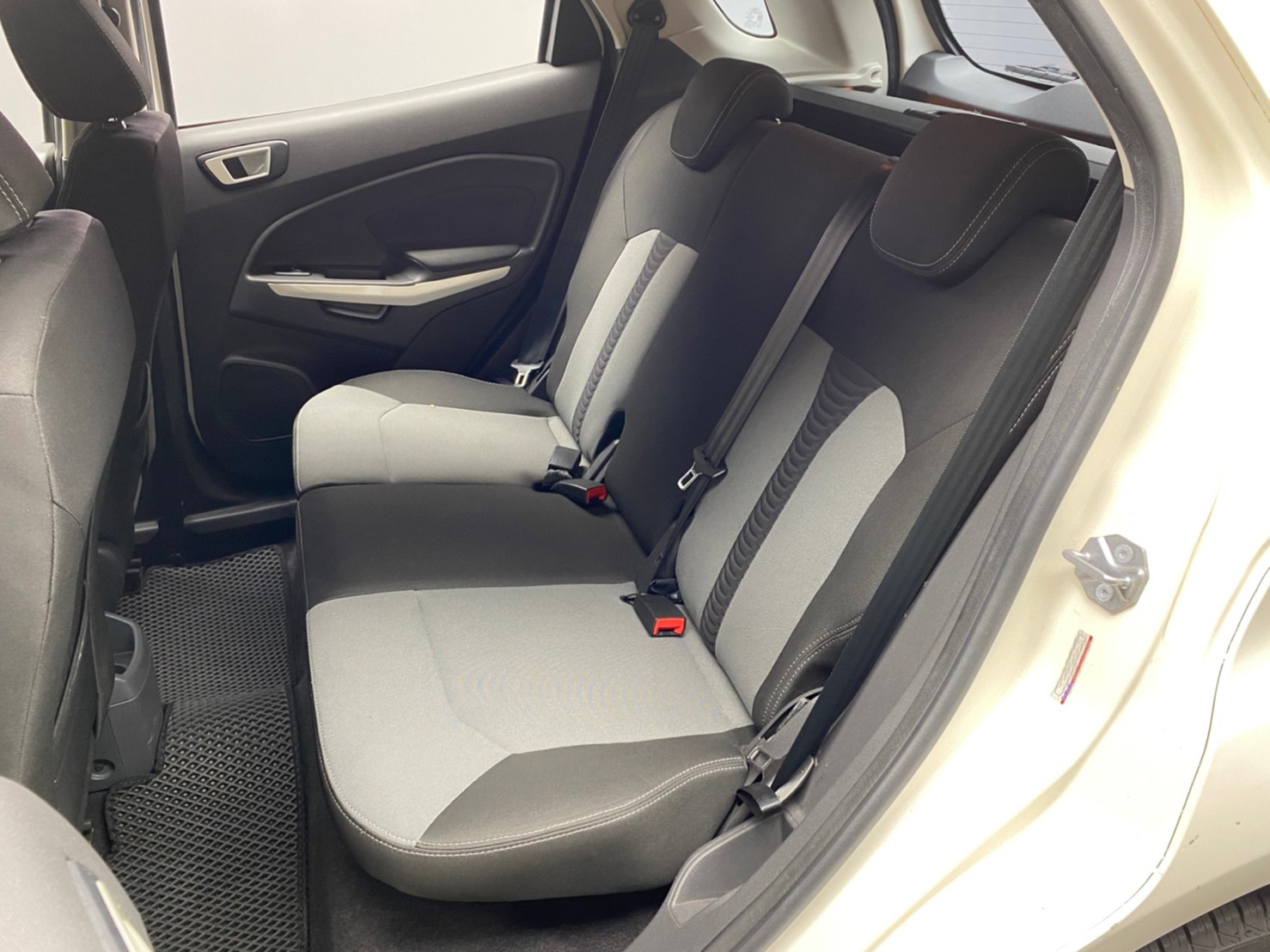 🔥2015式 FORD 福特 EcoSport 省油省稅🔥(218)【阿龍中古車 0968-691-205】  第4張相片