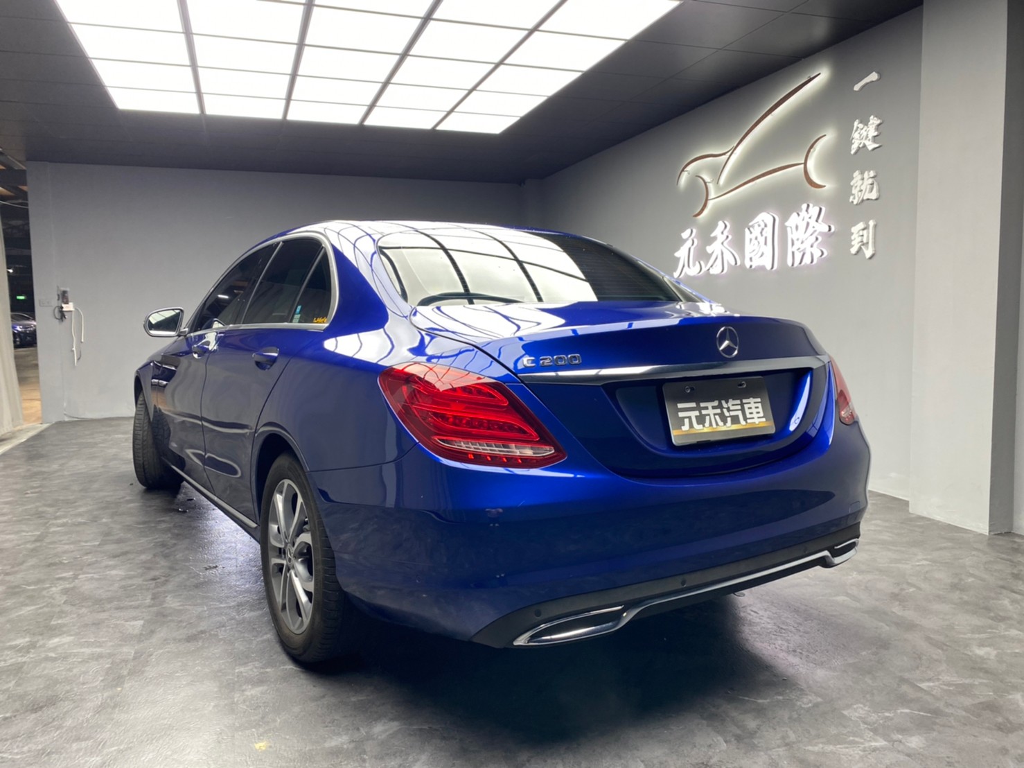 🔥2017 W205 BENZ C200 Avantgarde 優雅高端上檔次🔥(220)【阿龍中古車 0968-691-205】  第9張相片