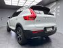 🔥2020 VOLVO XC40 T4 R版 黑頂棚/ACC/跑少/新車保固🔥(222)【阿龍中古車 0968-691-205】  第5張縮圖