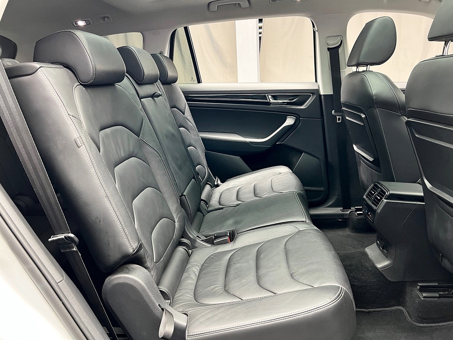 🔥2020式 SKODA kodiaq 4x4尊榮版 四驅 七座 新車保固🔥(182)【阿龍中古車 0968-691-205】  第4張相片