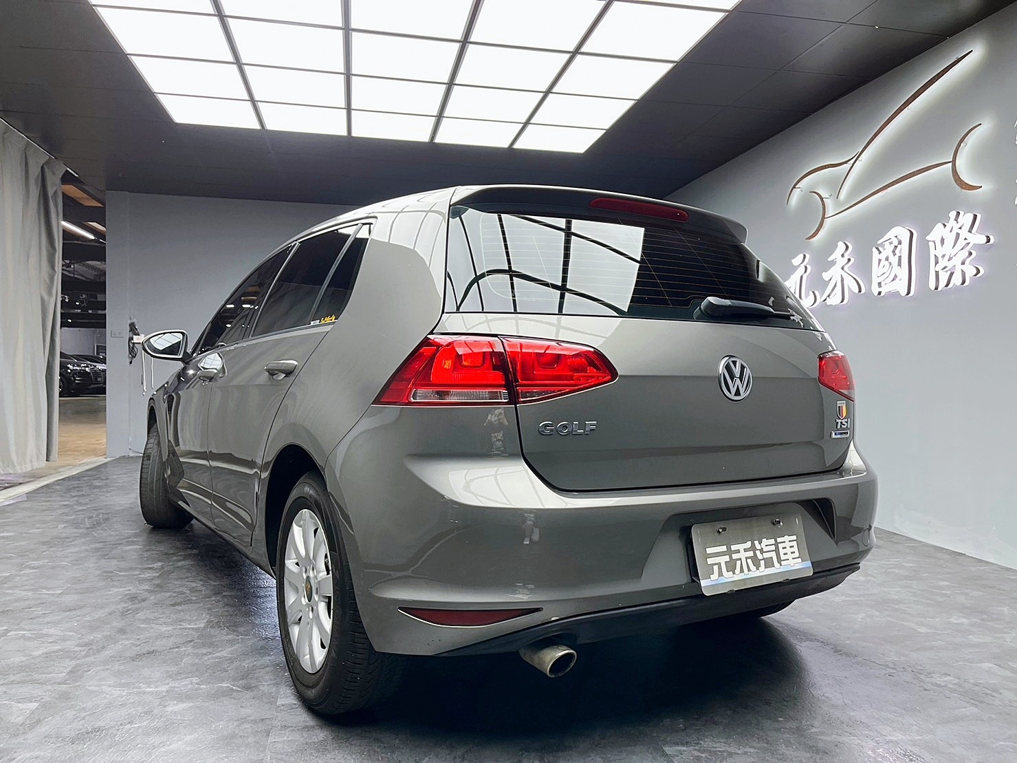 🔥2015 VW Golf Trend Line 省油省稅/都市小掀背🔥(105)【阿龍中古車 0968-691-205】  第2張相片