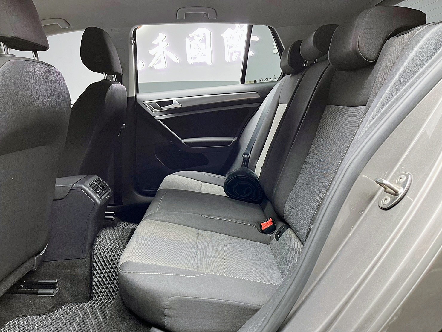 🔥2015 VW Golf Trend Line 省油省稅/都市小掀背🔥(105)【阿龍中古車 0968-691-205】  第4張相片