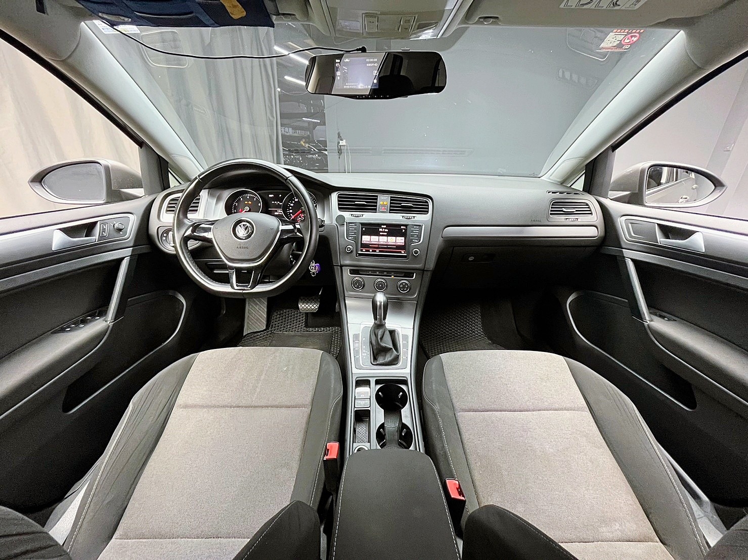 🔥2015 VW Golf Trend Line 省油省稅/都市小掀背🔥(105)【阿龍中古車 0968-691-205】  第5張相片