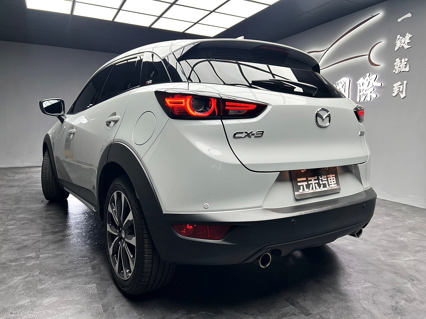 🔥2019 Mazda CX3 旗艦型 帥氣魂動/有跟車🔥(032)【阿龍中古車 0968-691-205】  第2張相片