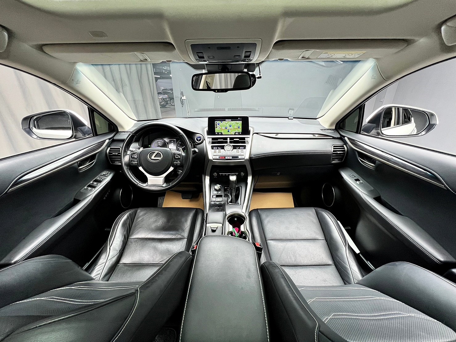 🔥2018 NX300h 頂級版 超保值油電/有跟車/電冷熱椅🔥(144)【阿龍中古車 0968-691-205】  第3張相片