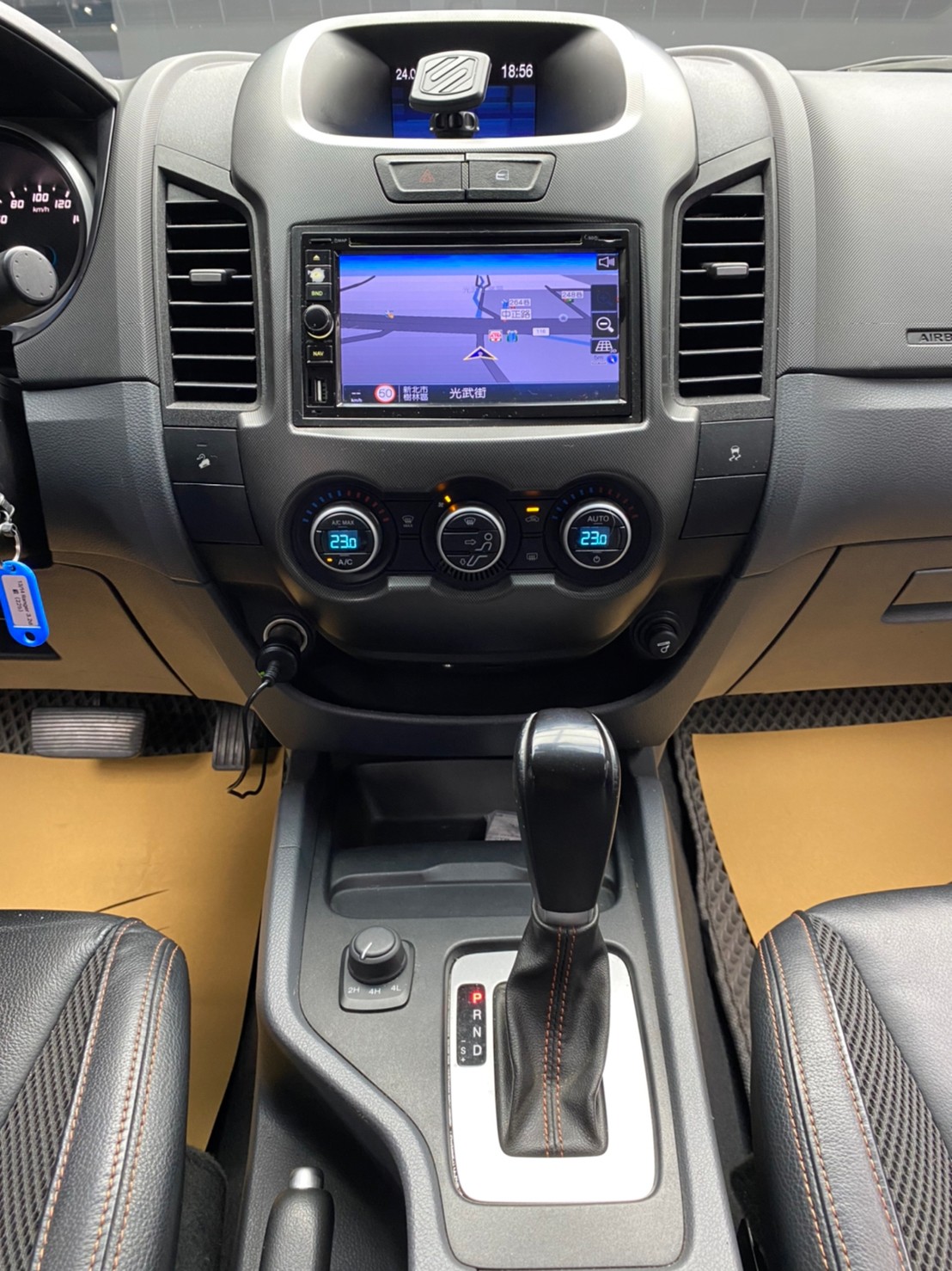🔥2014式 Ford Ranger Wildtrak運動旗艦型 柴油四驅皮卡🔥(225)【阿龍中古車 0968-691-205】  第7張相片